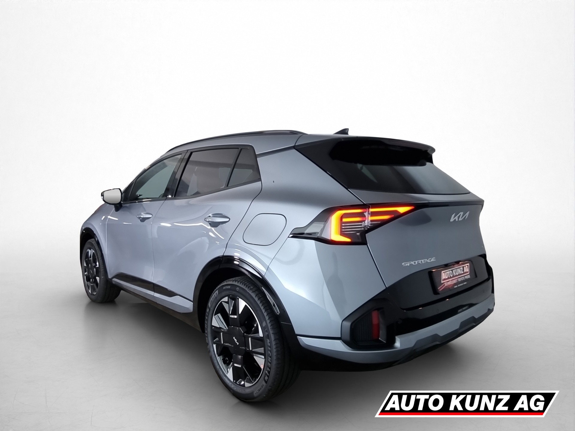 KIA Sportage 1.6 T-GDi PHEV AWD GT-Line-image-3