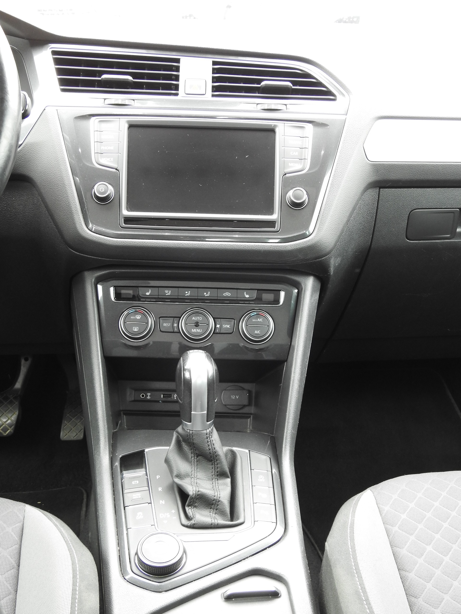 VW Tiguan 2.0 TDI SCR Highline4Motion DSG-image-17