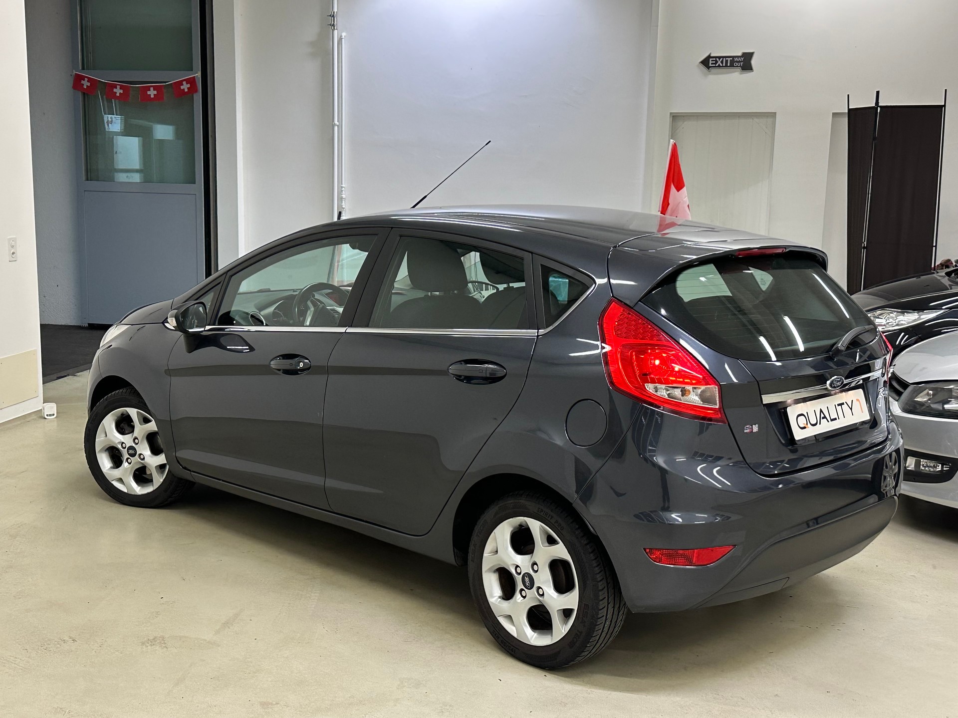 FORD Fiesta 1.4 16V Titanium-image-14