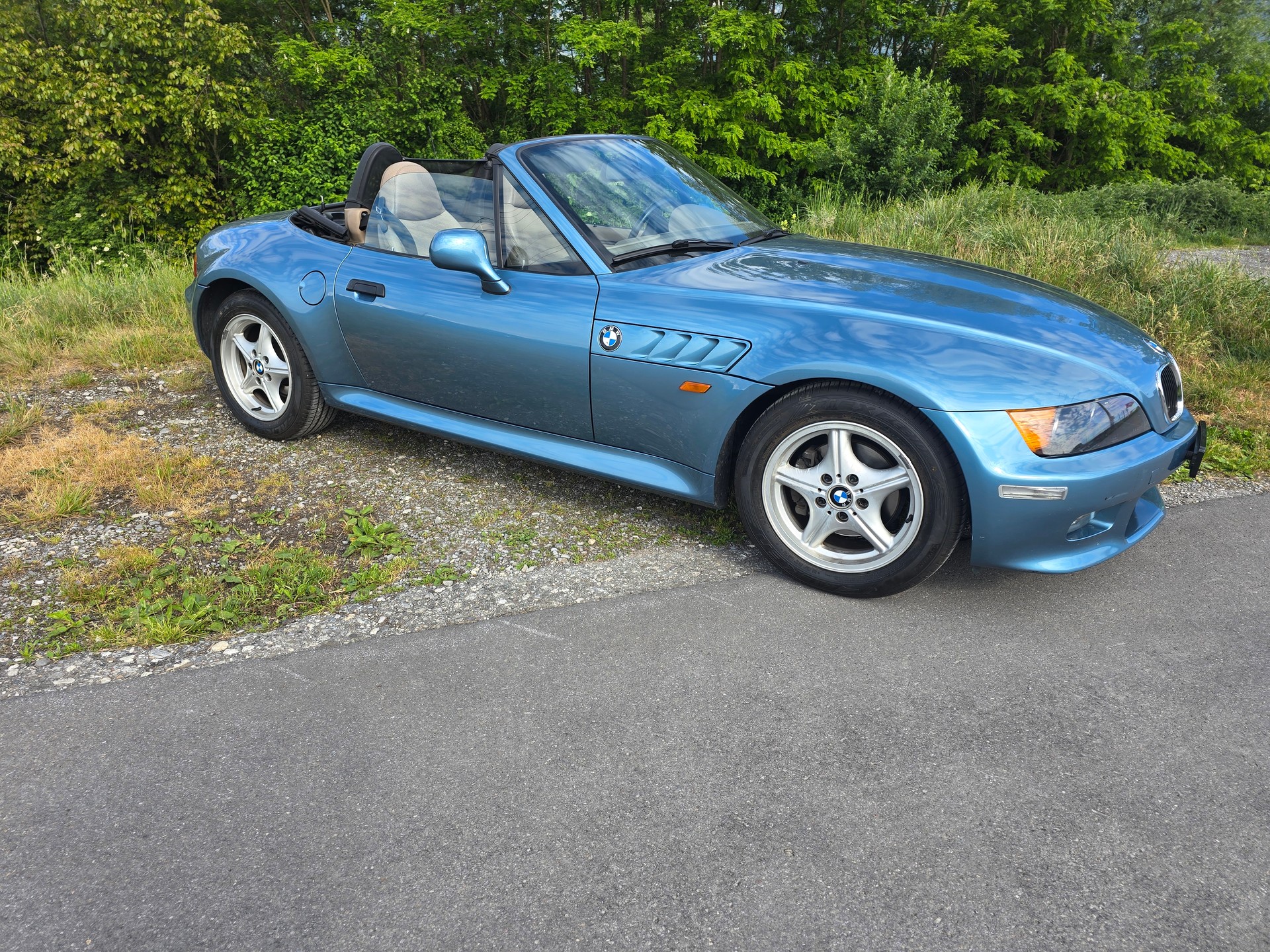 BMW 2.8-image-3