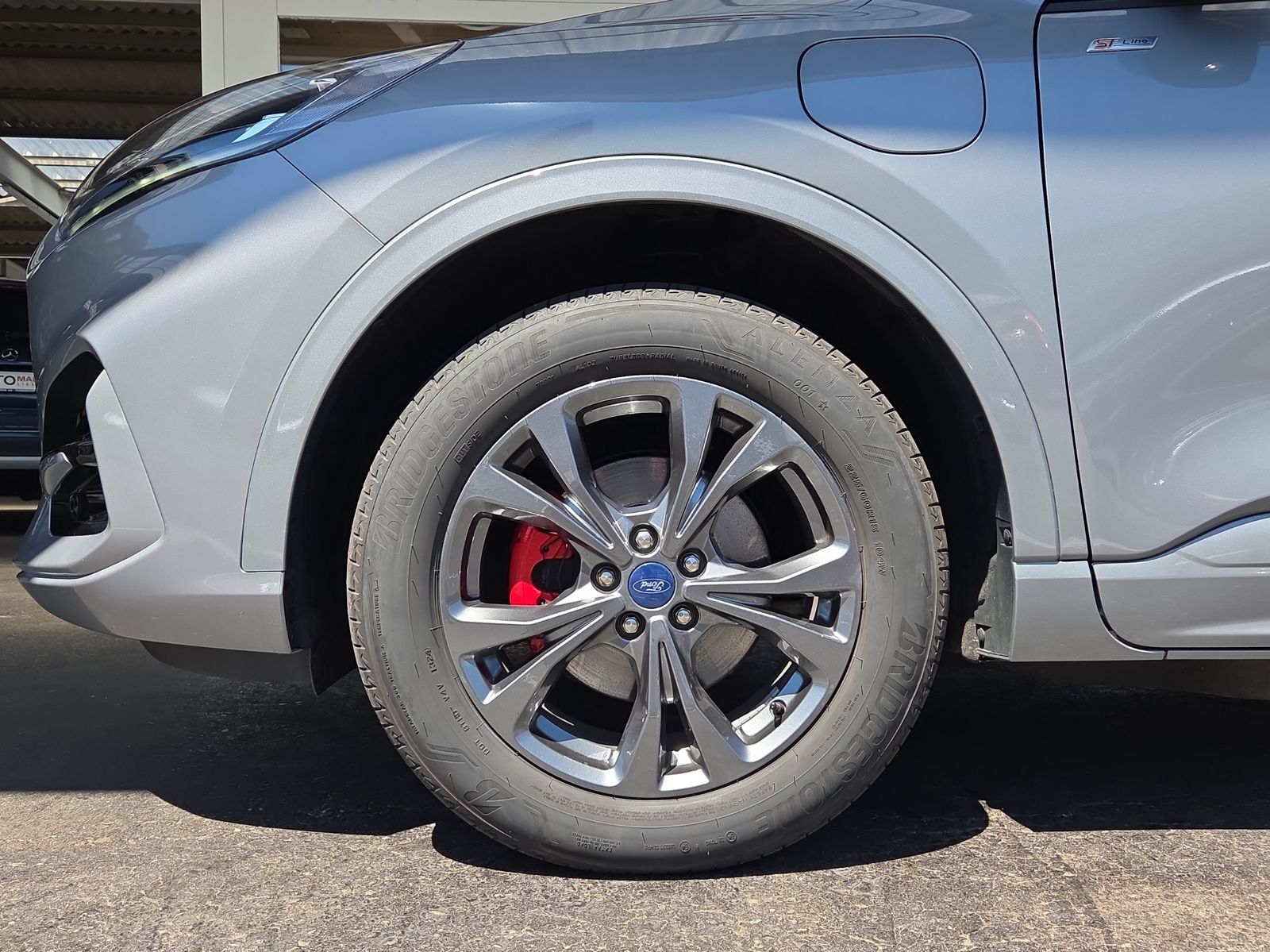 FORD Kuga 2.5 PHEV ST-Line X 2WD-image-4