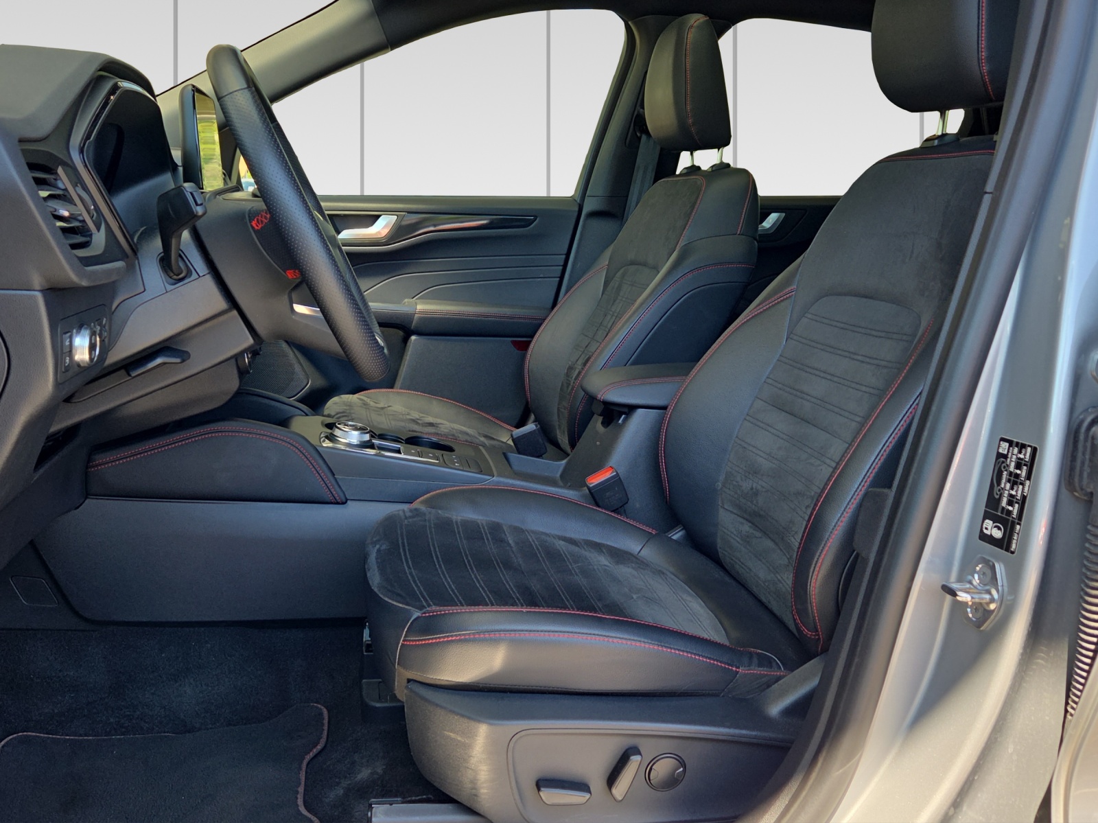 FORD Kuga 2.5 PHEV ST-Line X 2WD-image-5