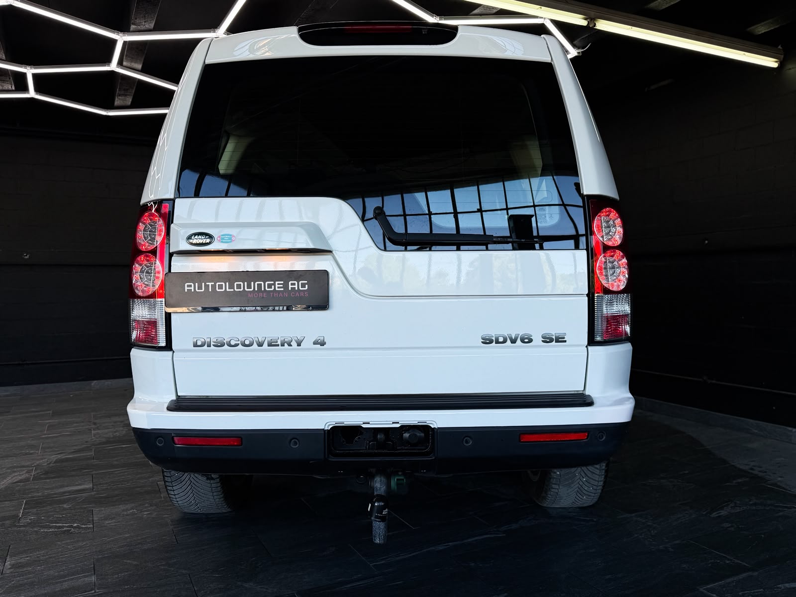 LAND ROVER Discovery 3.0 SDV6 SE Automatic *AHK*-image-8