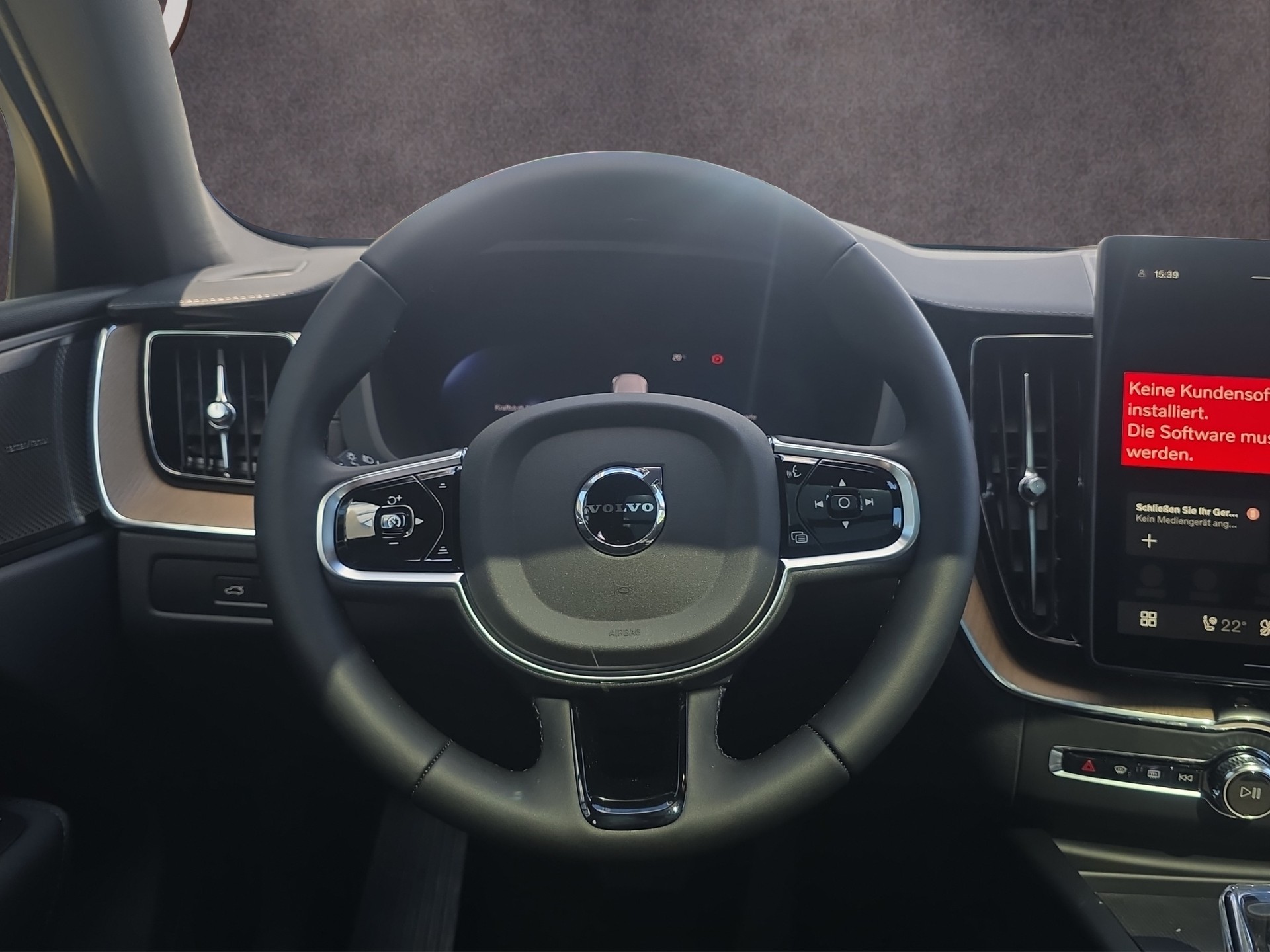 VOLVO XC60 2.0 T6 TE Ultra Dark eAWD-image-16