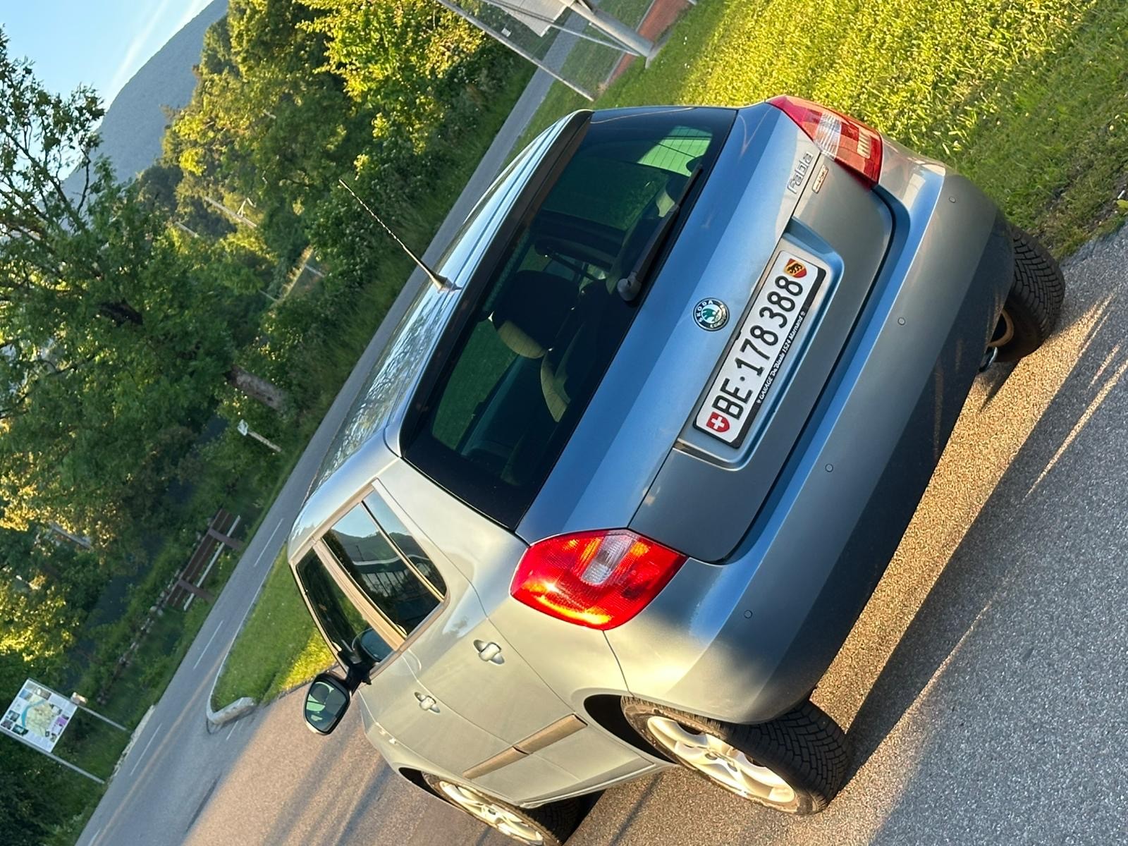 SKODA Fabia 1.2 TSI Elegance-image-5