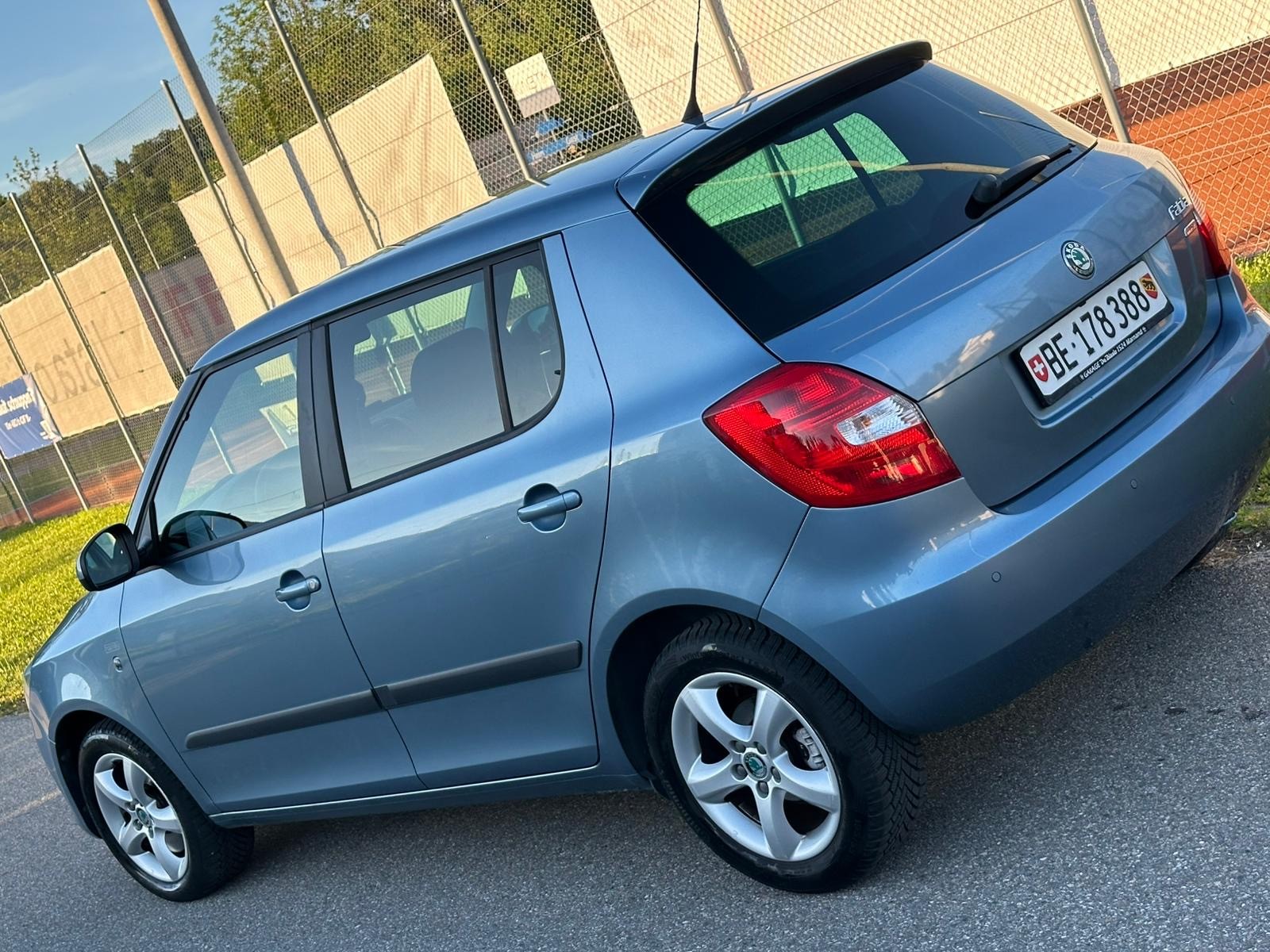 SKODA Fabia 1.2 TSI Elegance-image-4