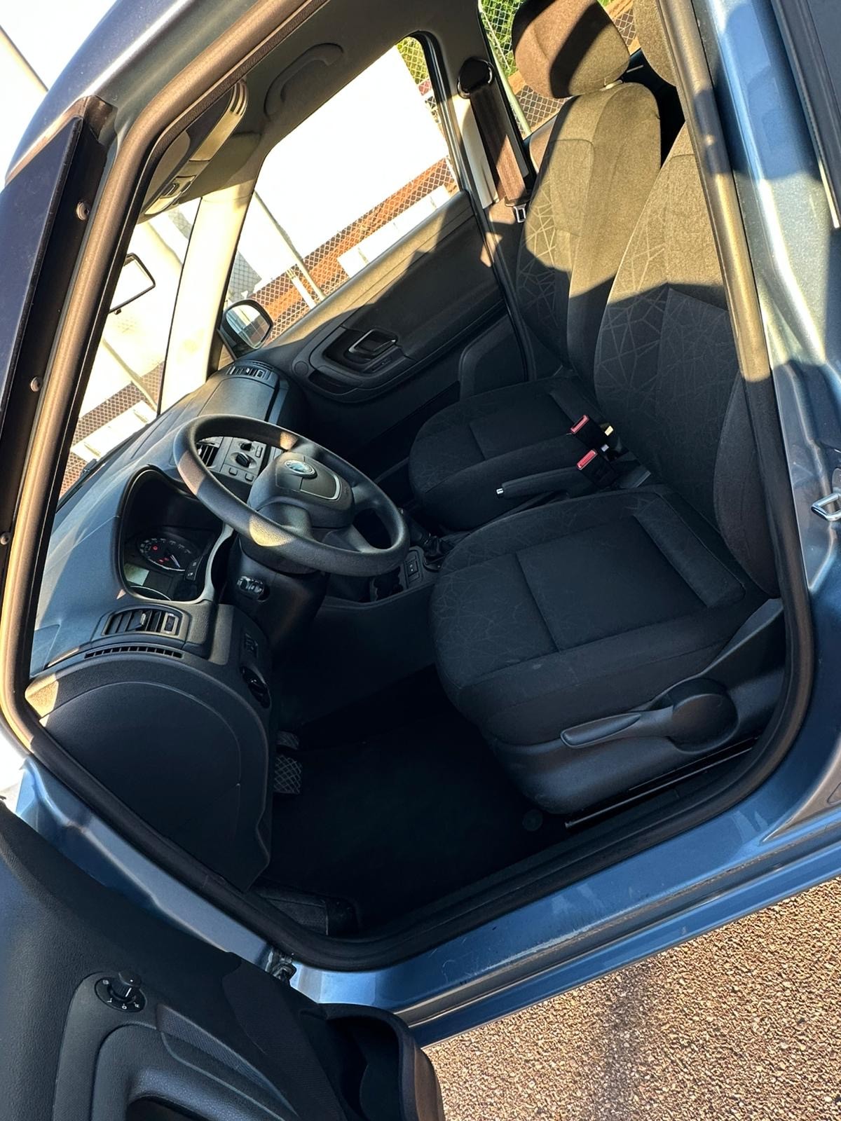 SKODA Fabia 1.2 TSI Elegance-image-8