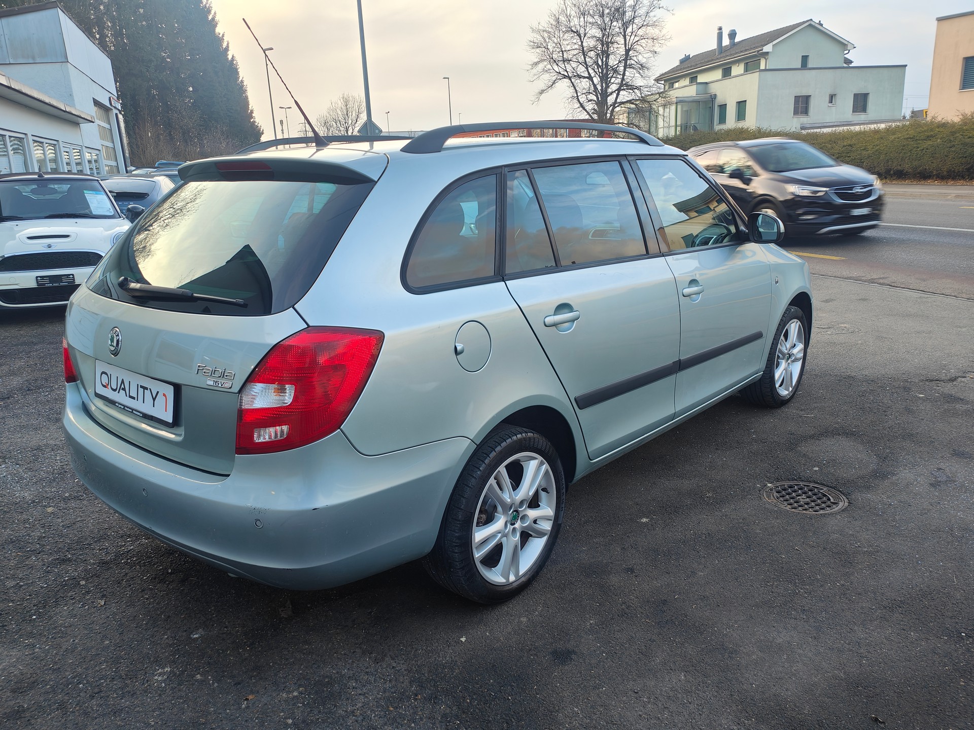 SKODA Fabia 1.6 Smile-image-6