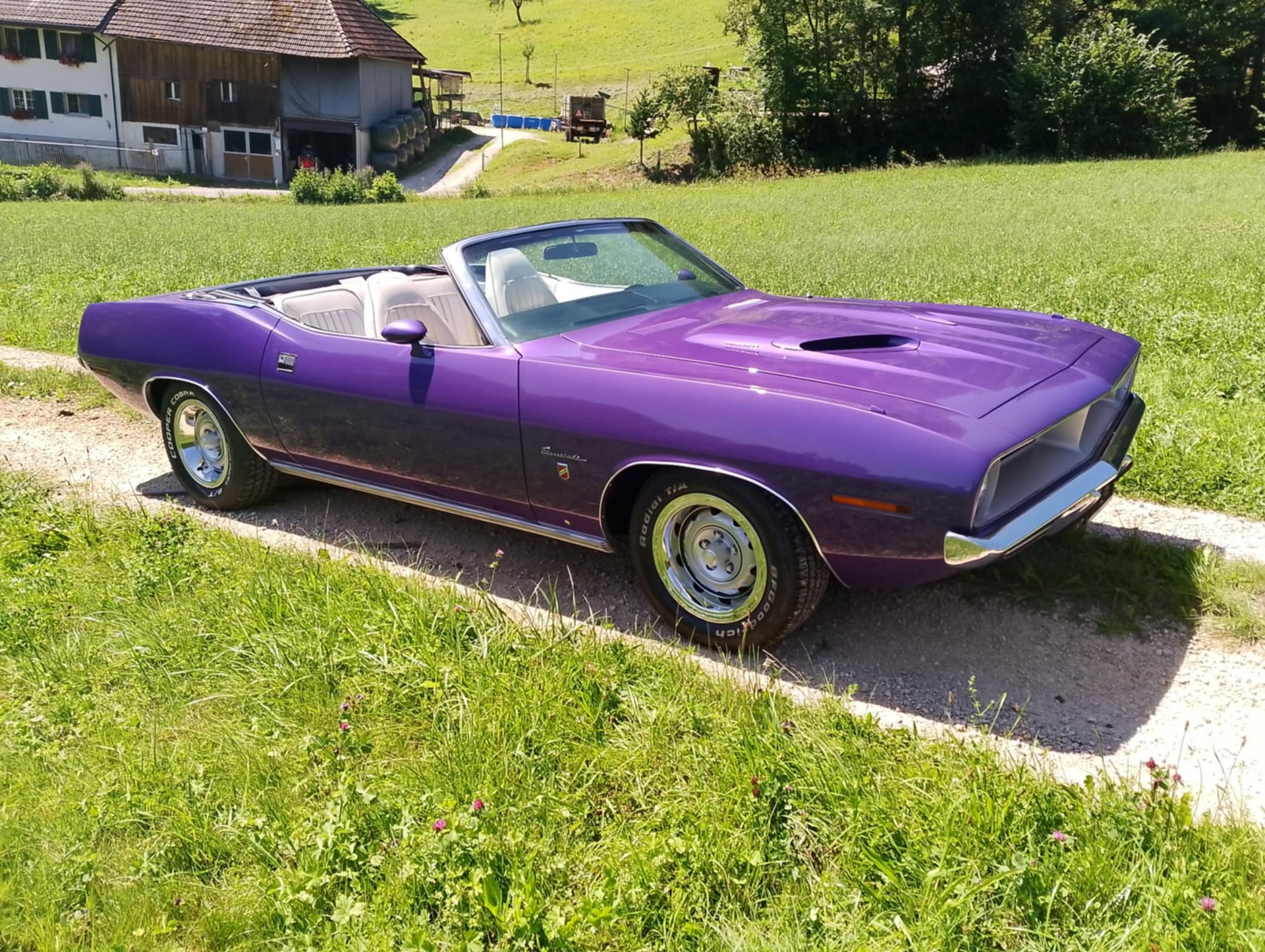 PLYMOUTH Barracuda-image-5