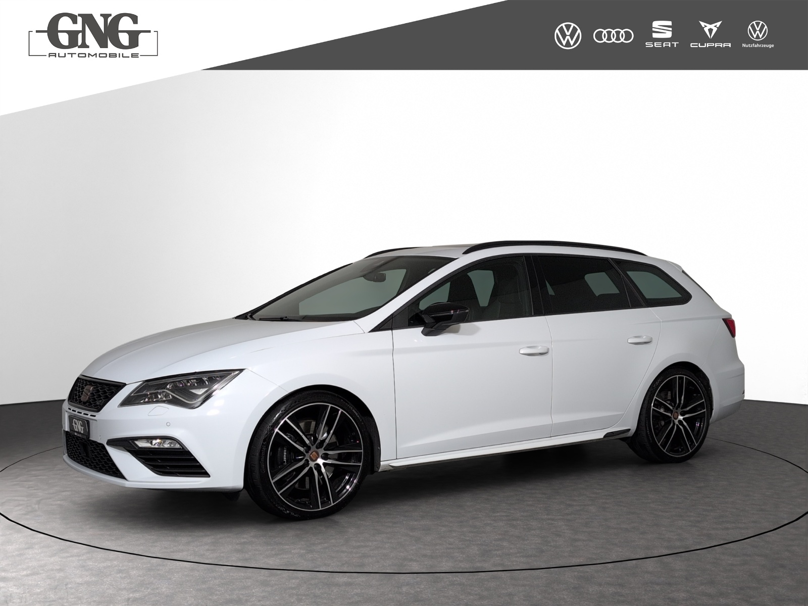 SEAT Leon ST 2.0 TSI Swiss Cupra 300 4 Drive DSG-image-0