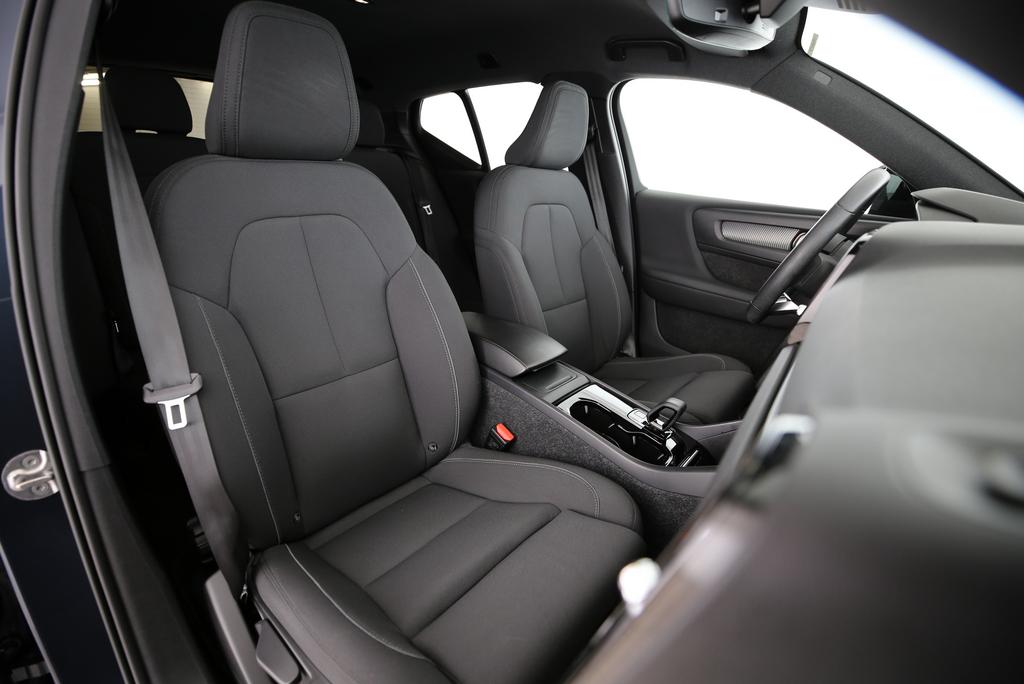 VOLVO XC40 P6 Plus-image-11