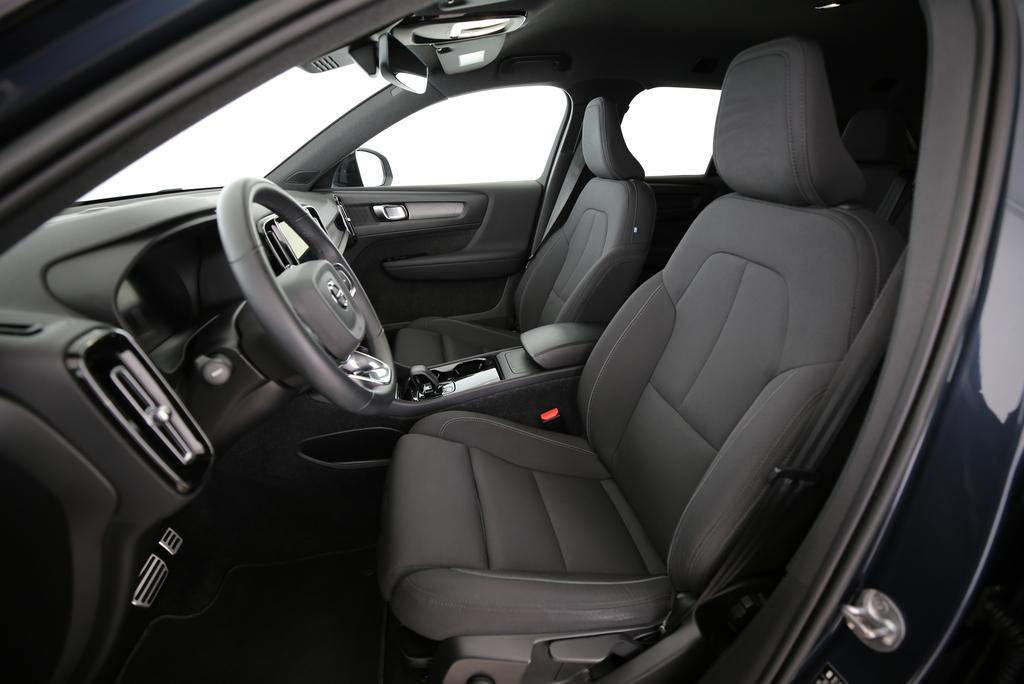 VOLVO XC40 P6 Plus-image-3