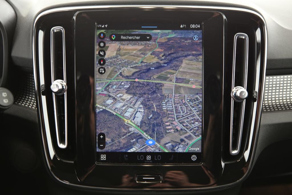 VOLVO XC40 P6 Plus-image-6