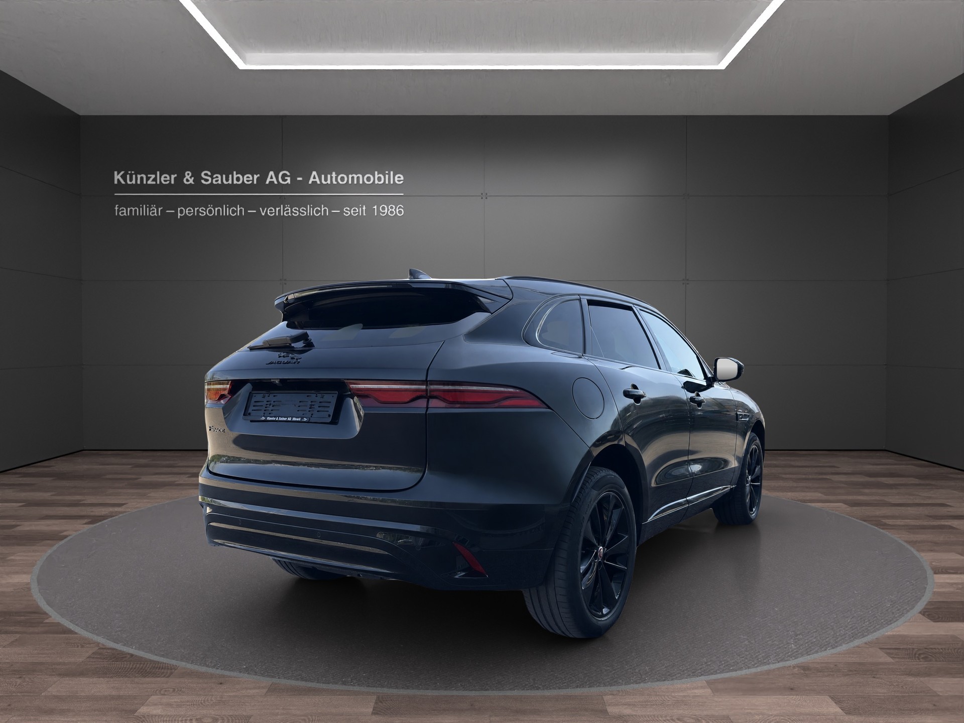 JAGUAR F-Pace 2.0 P250 R-Dynamic SE AWD-image-16