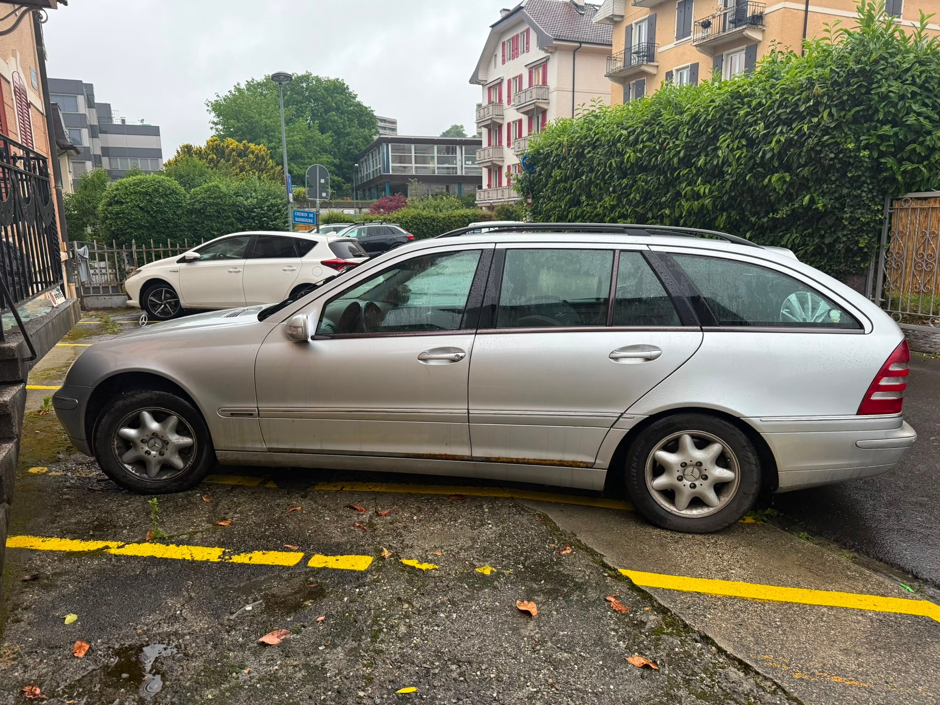 MERCEDES-BENZ C 220 CDI-image-0