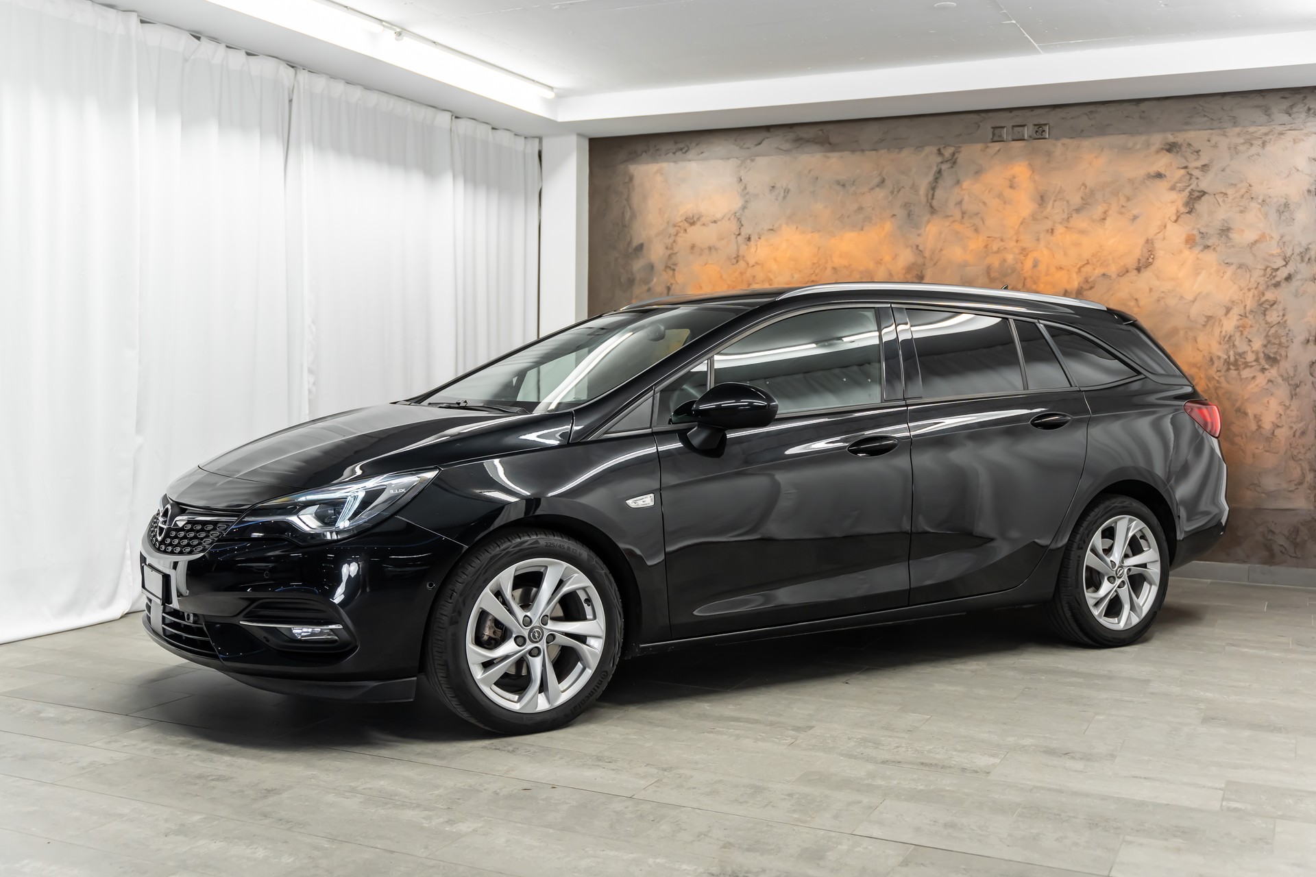 OPEL Astra Sports Tourer 1.4i Turbo GS-Line *CH Fahrzeug*Matrix LED*Fahrassist*-image-2