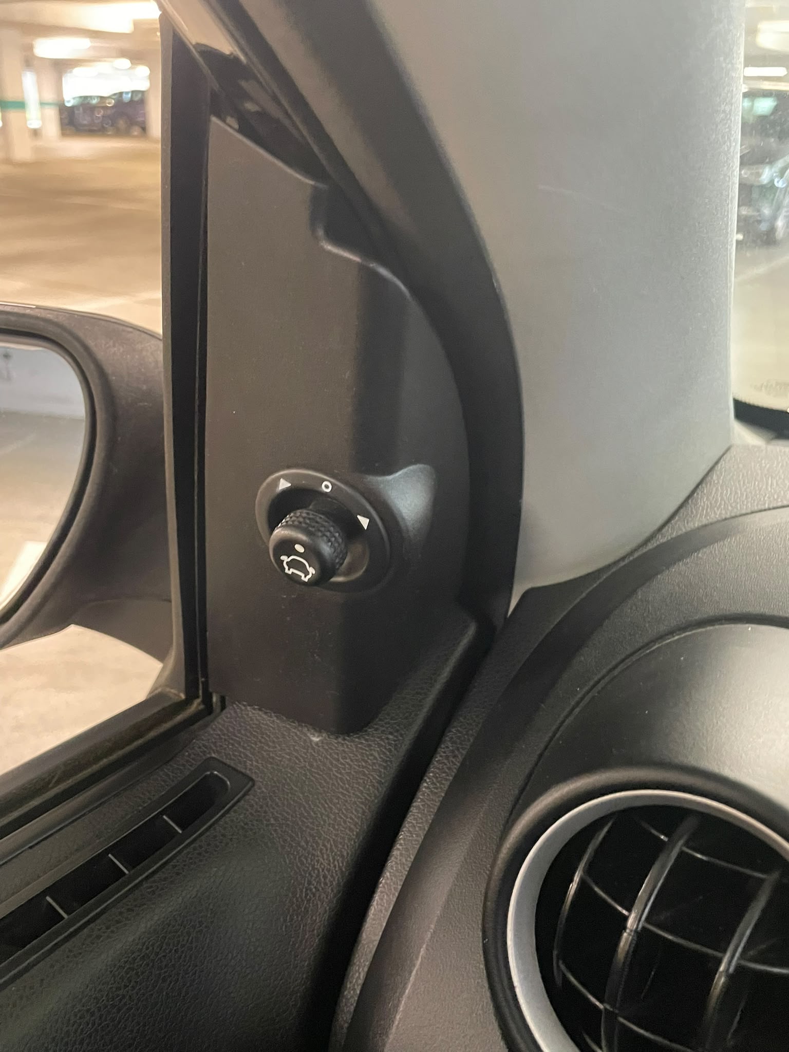 FORD Fiesta 2.0 16V ST-image-12