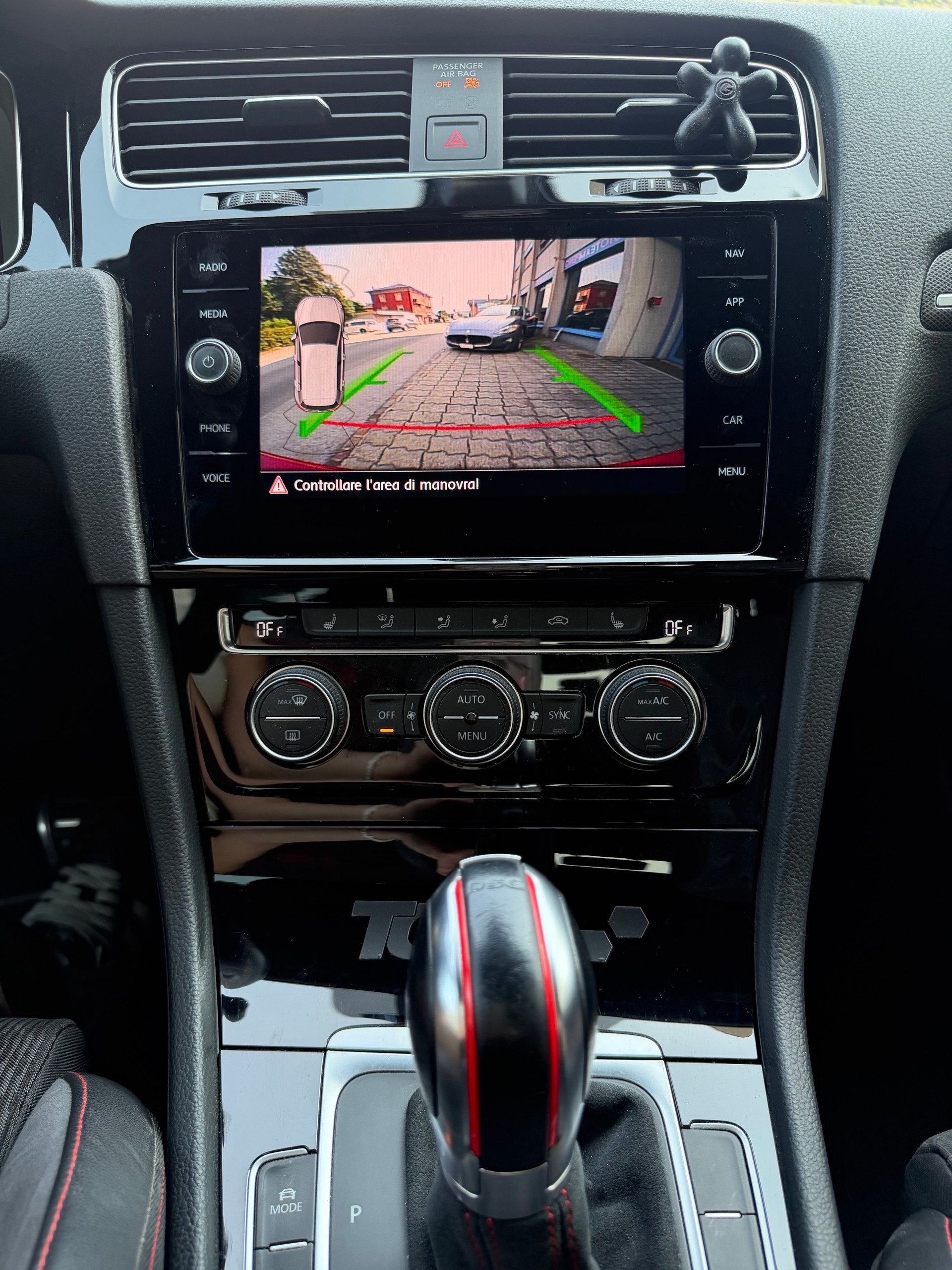 VW Golf 2.0 TSI GTI TCR DSG-image-13