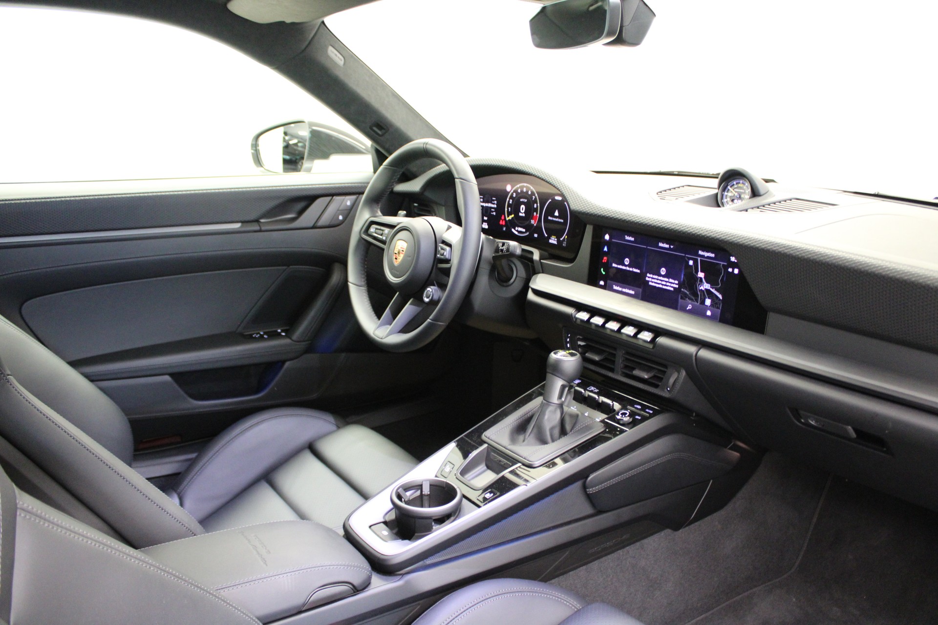 PORSCHE 911 Carrera GT3 PDK Touring-image-6