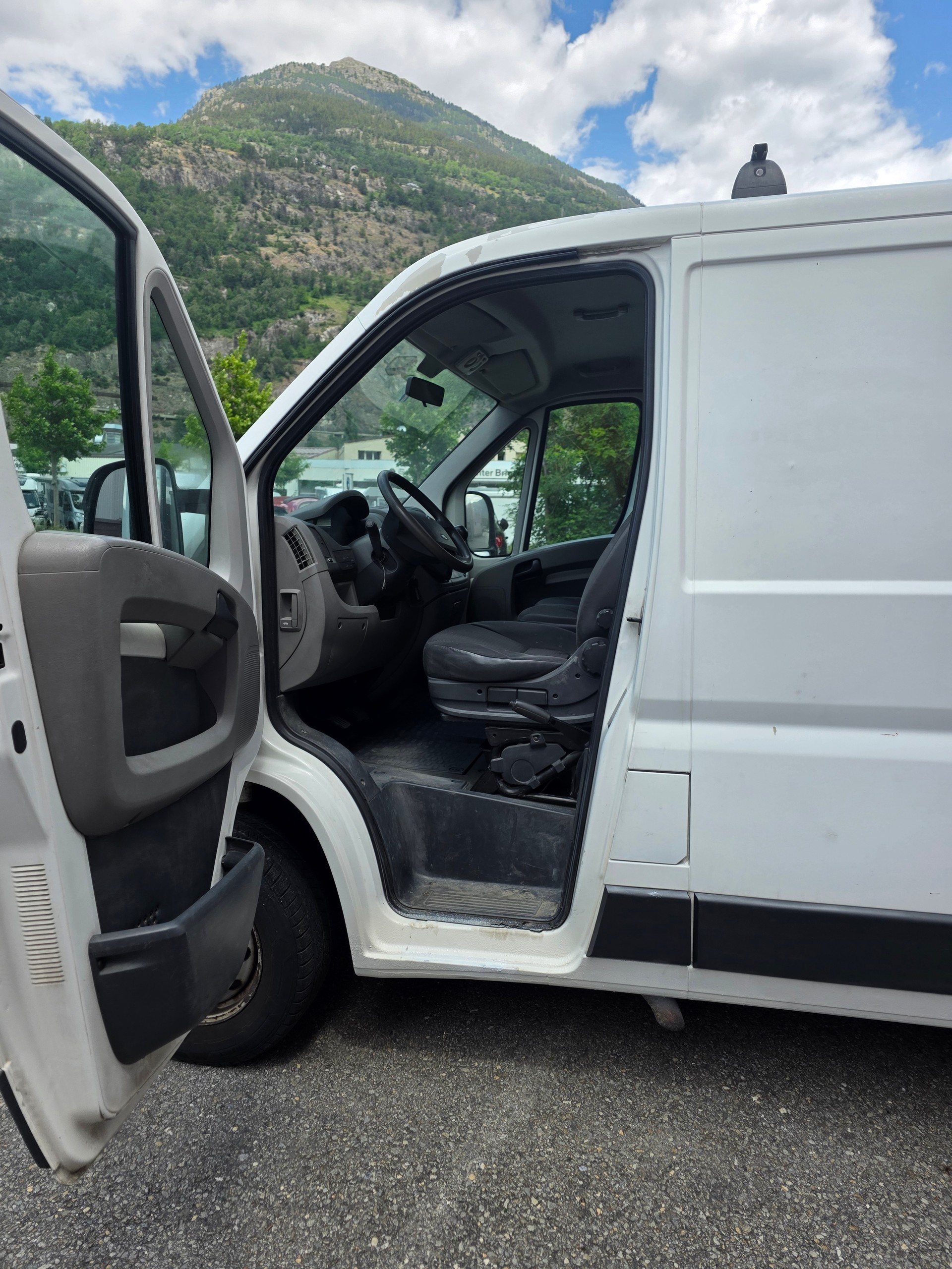 CITROEN Jumper 2.2 HDi 30 L1H1-image-10