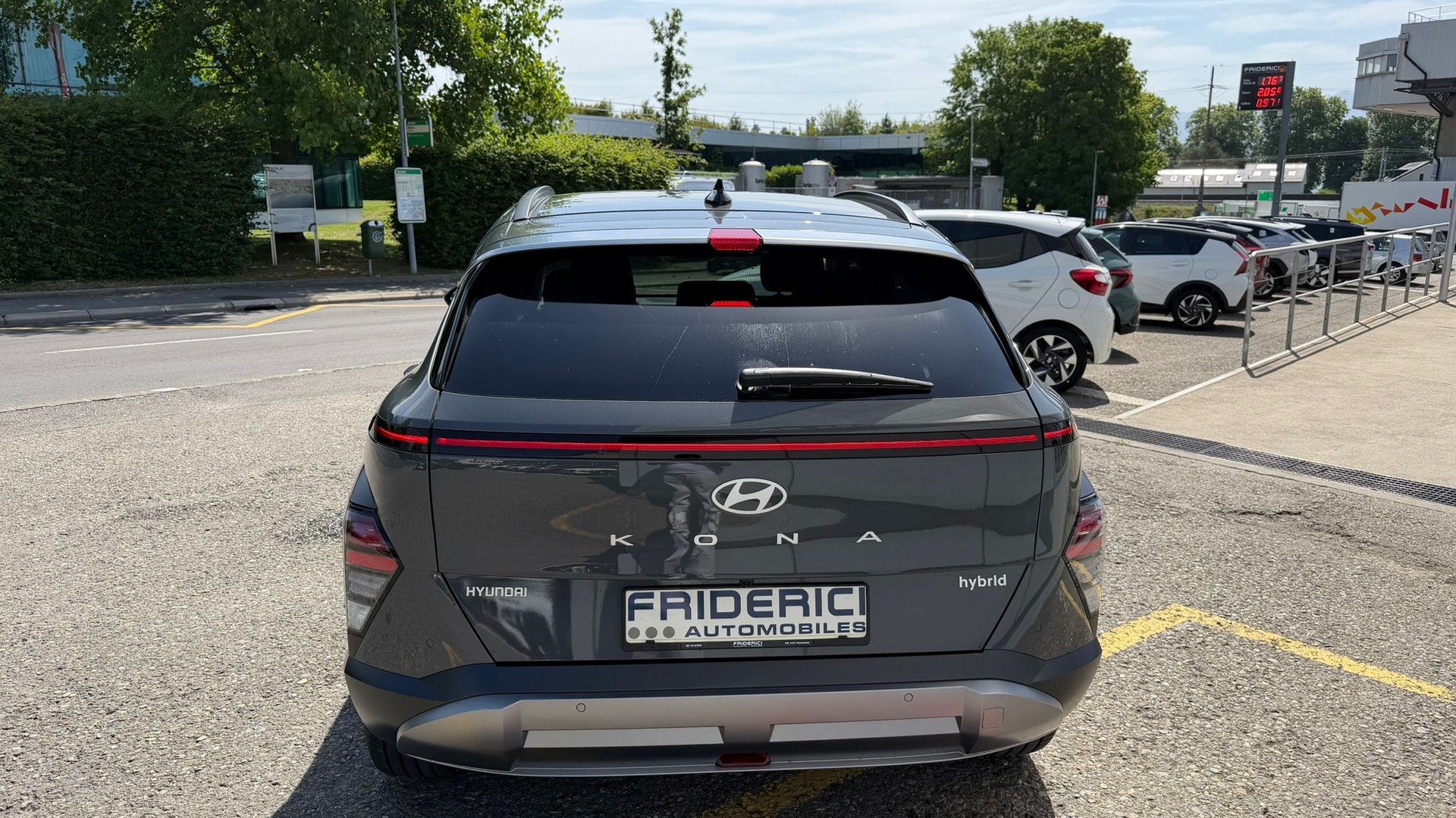 HYUNDAI Kona 1.6 GDi HEV Amplia DCT-image-3