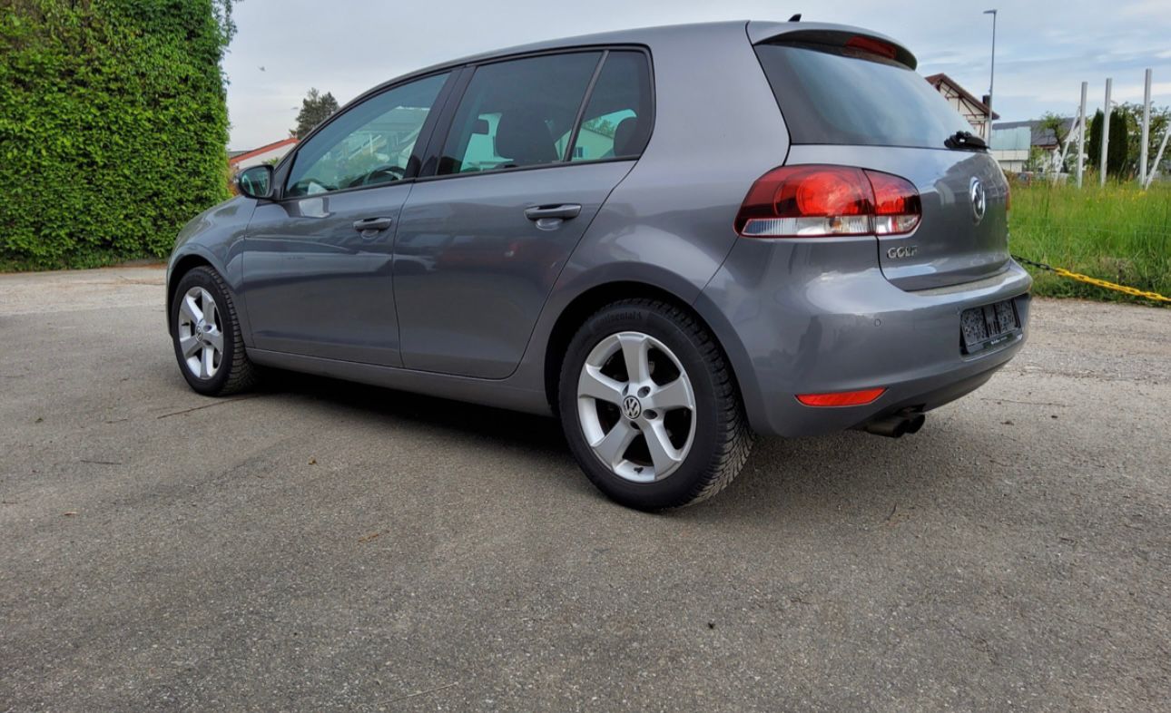 VW Golf 1.4 TSI Comfortline-image-2