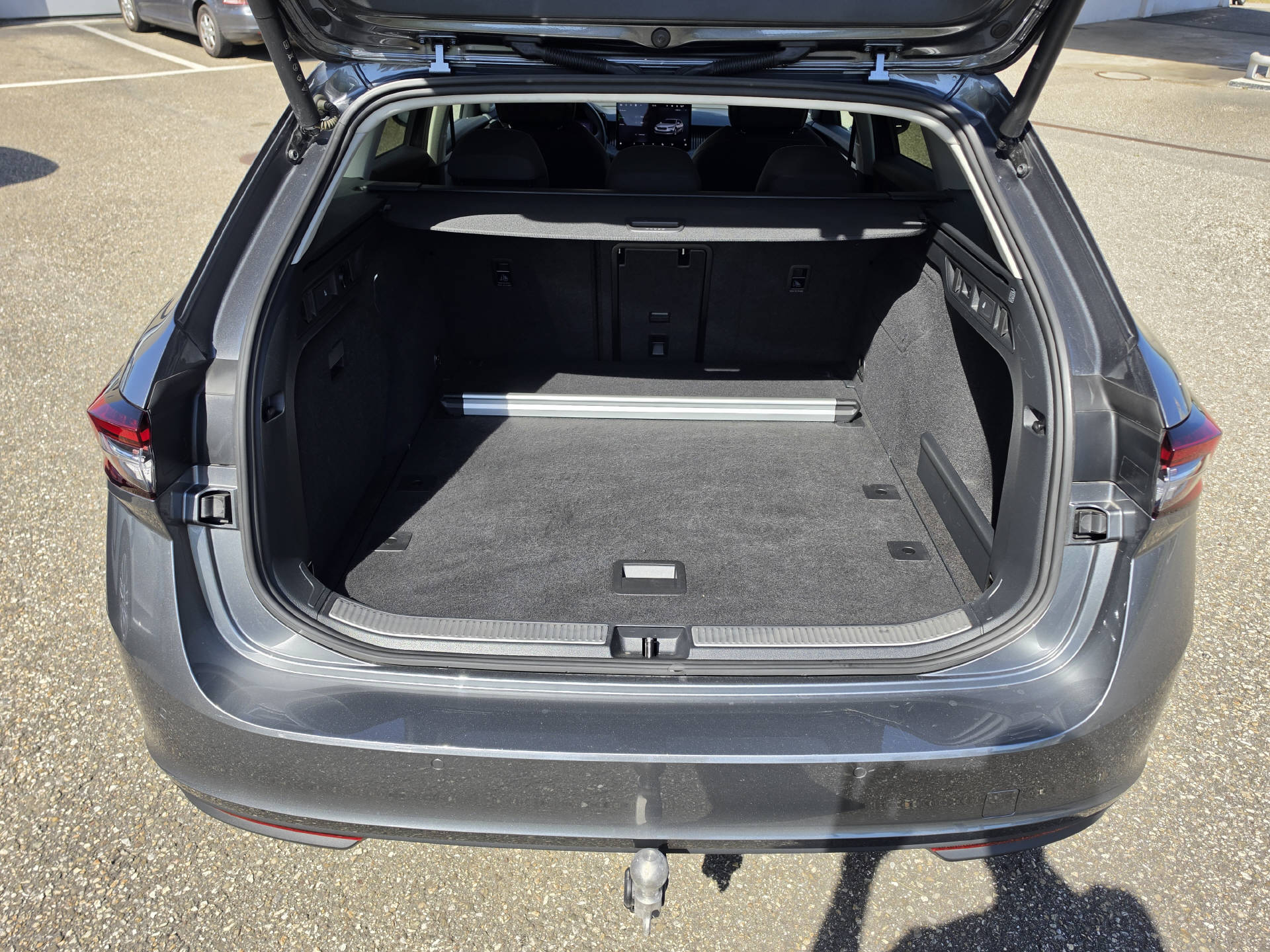 SKODA Superb Combi 2.0 TDI Selection 4x4 DSG-image-4