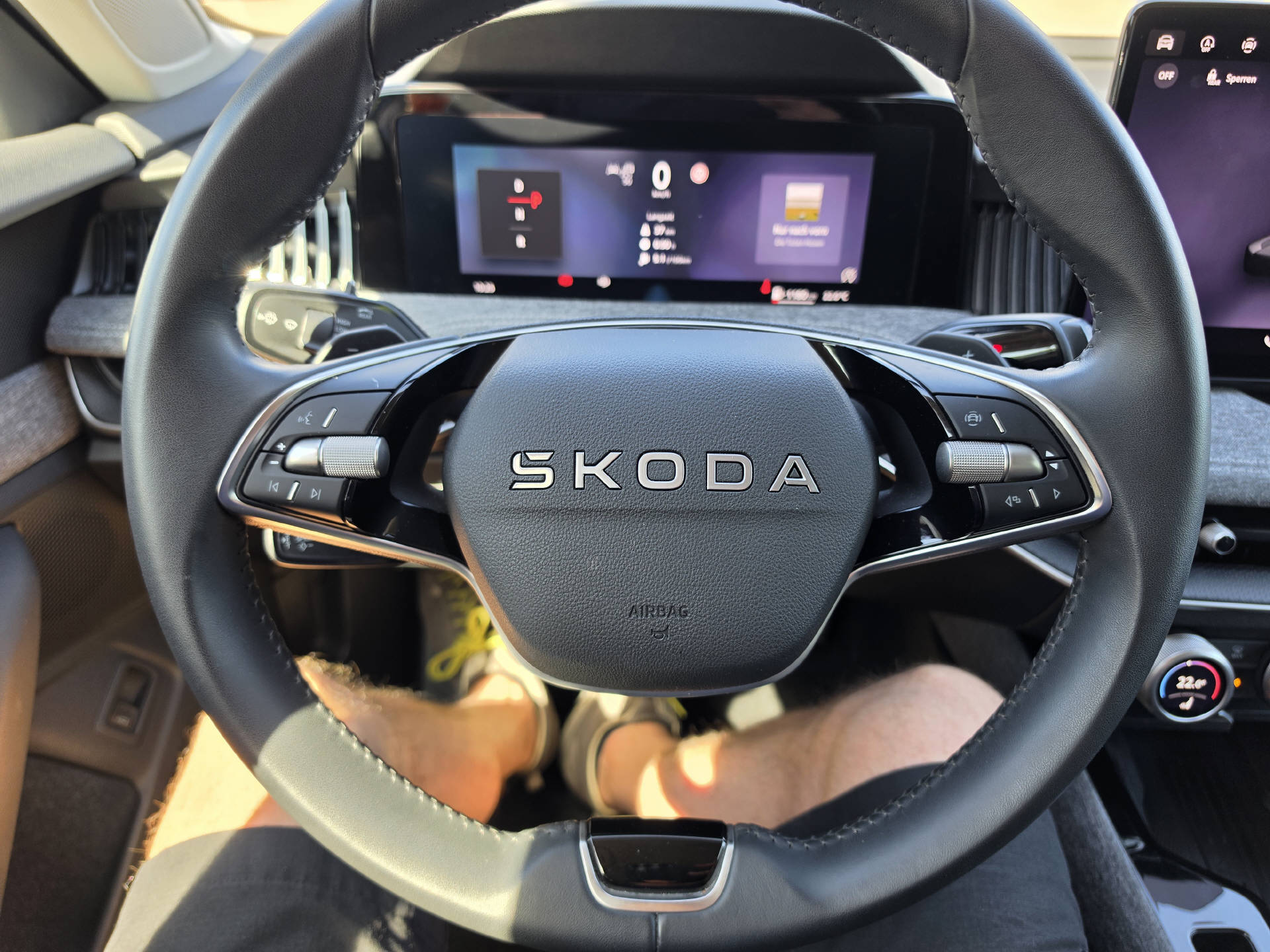 SKODA Superb Combi 2.0 TDI Selection 4x4 DSG-image-25
