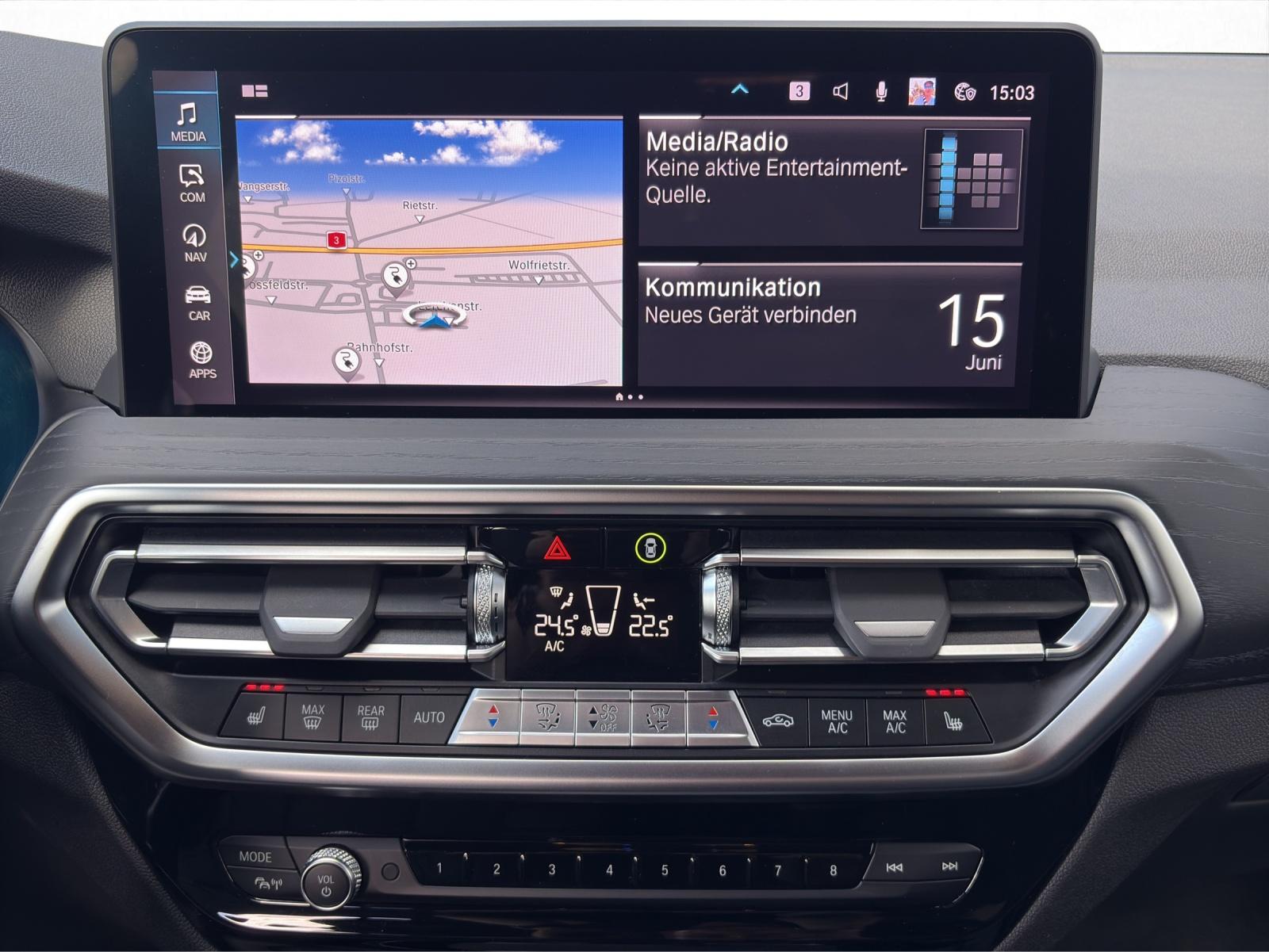BMW X3 30e xDrive-image-11