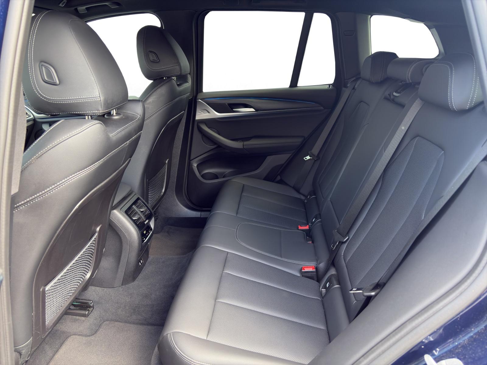 BMW X3 30e xDrive-image-13
