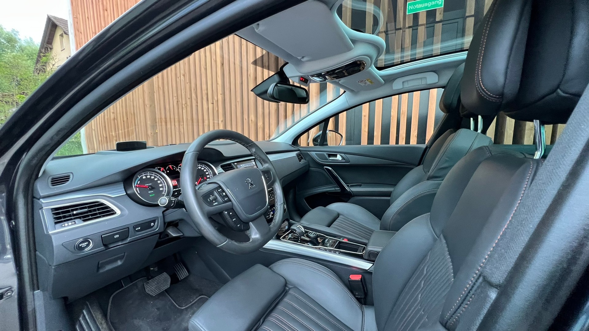 PEUGEOT 508 RXH 2.0 HDI HYBRID4 ETG6 l 200 PS-image-25