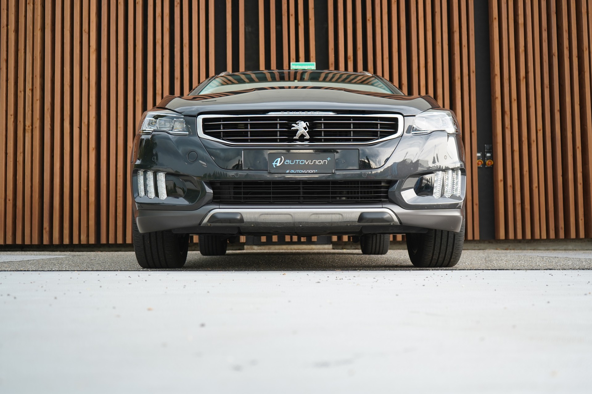 PEUGEOT 508 RXH 2.0 HDI HYBRID4 ETG6 l 200 PS-image-13