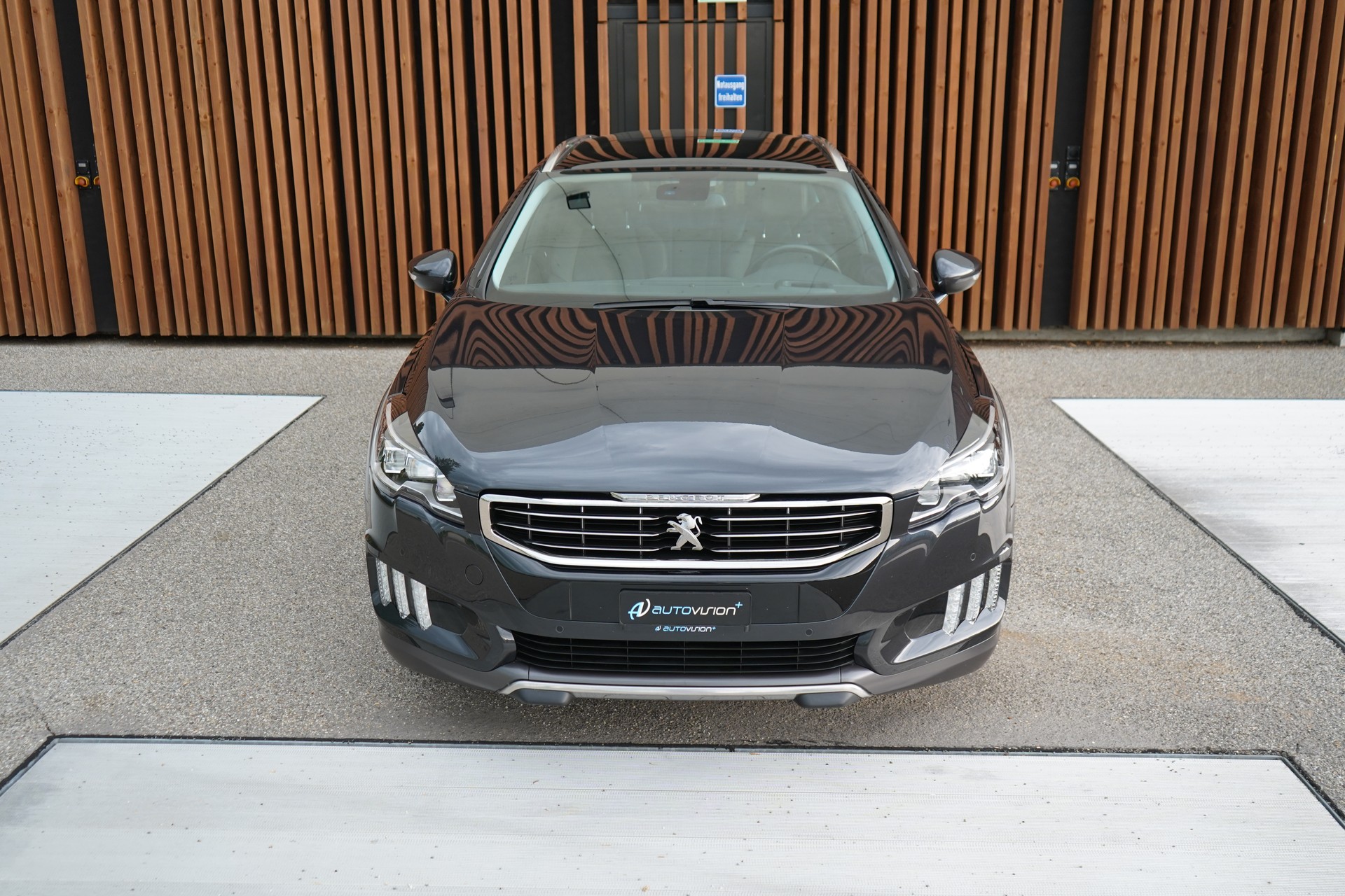 PEUGEOT 508 RXH 2.0 HDI HYBRID4 ETG6 l 200 PS-image-12