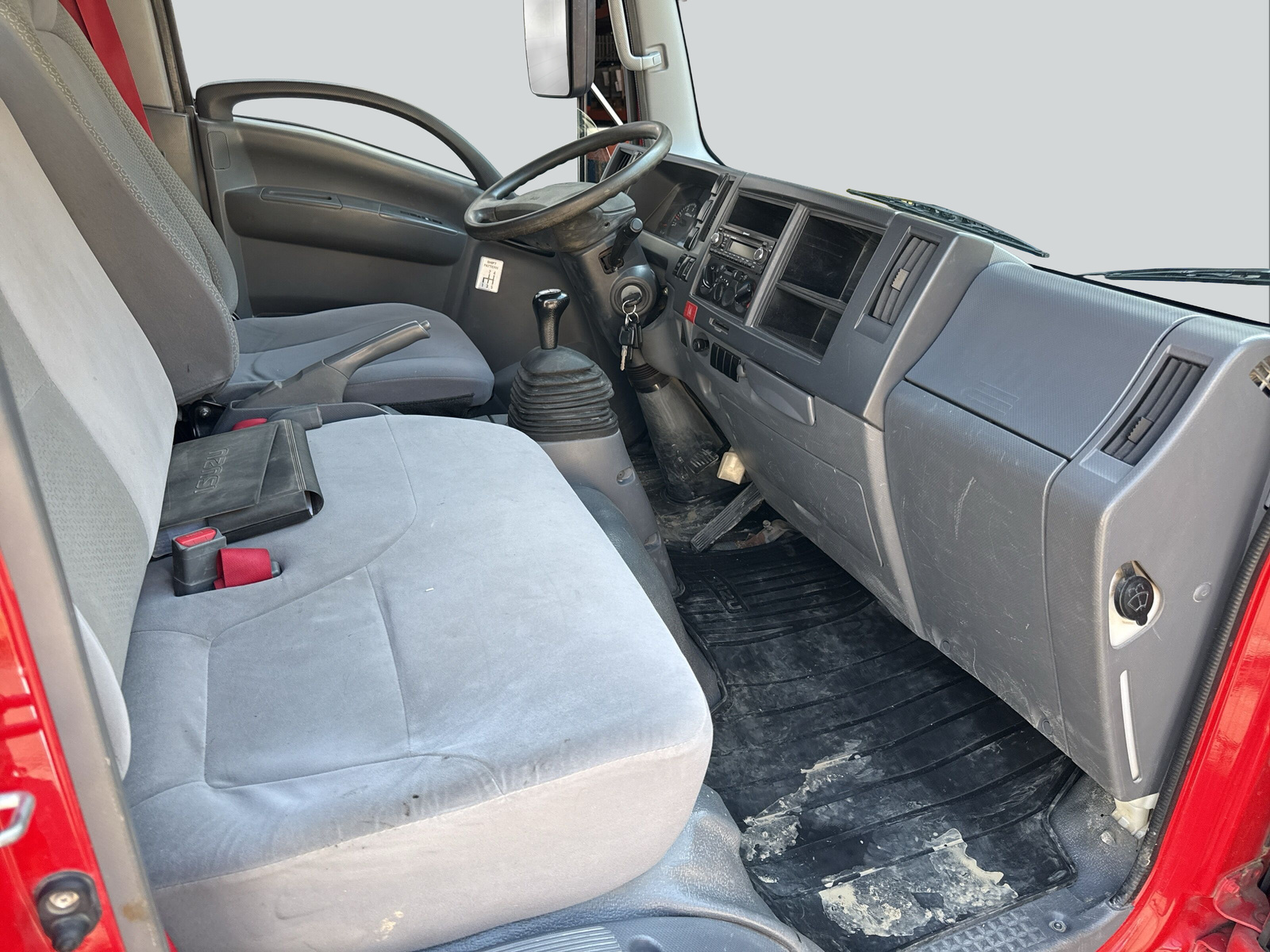 ISUZU NLR 85 - L 35 E Adaptor-image-10