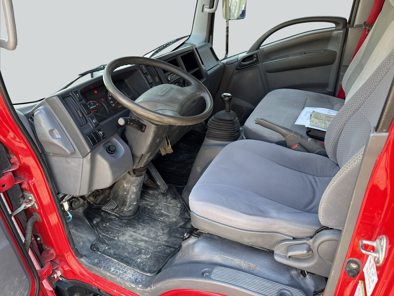 ISUZU NLR 85 - L 35 E Adaptor-image-8