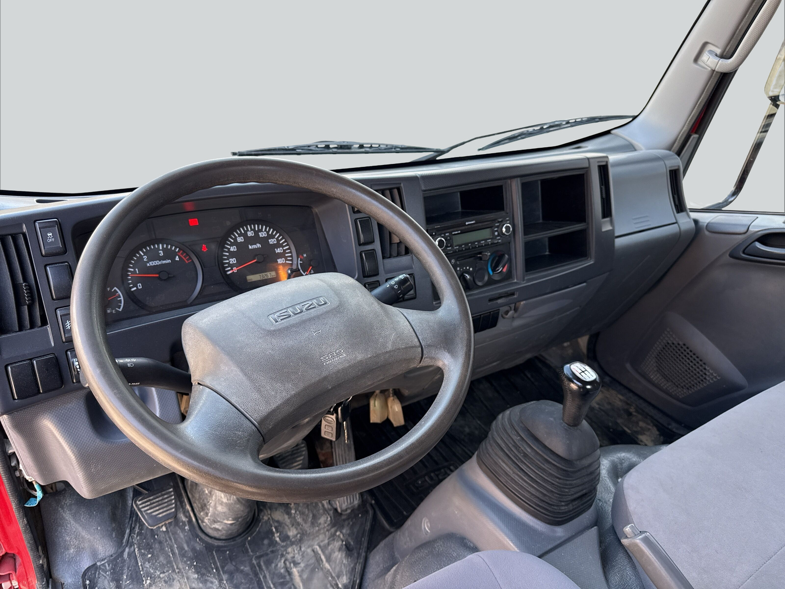 ISUZU NLR 85 - L 35 E Adaptor-image-11