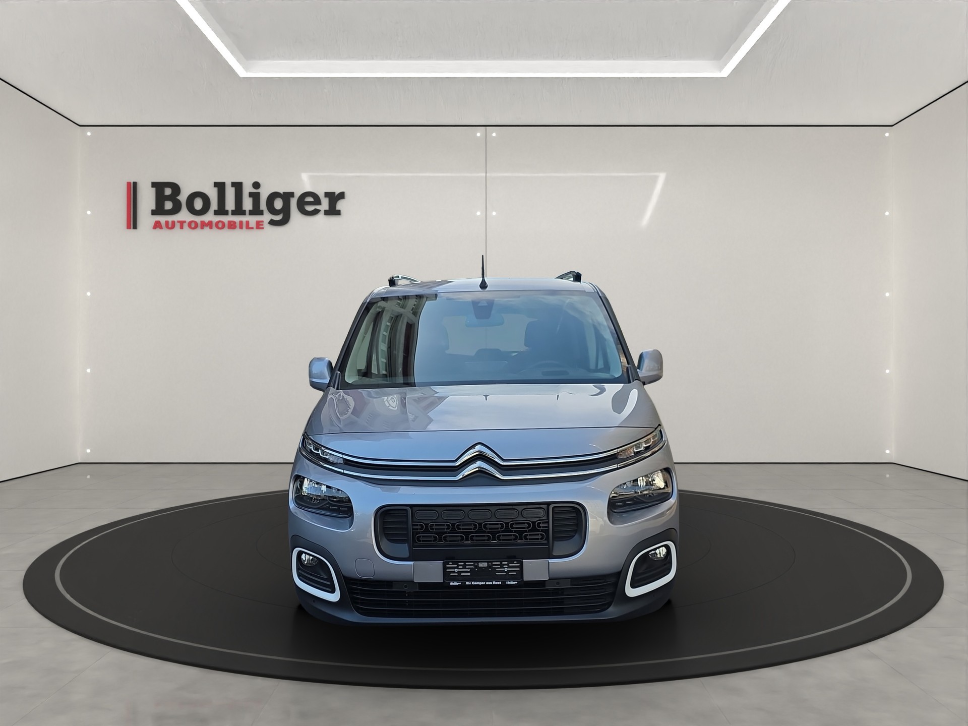 CITROEN Berlingo XL 1.2i PureTech 7 Plätze Shine-image-1