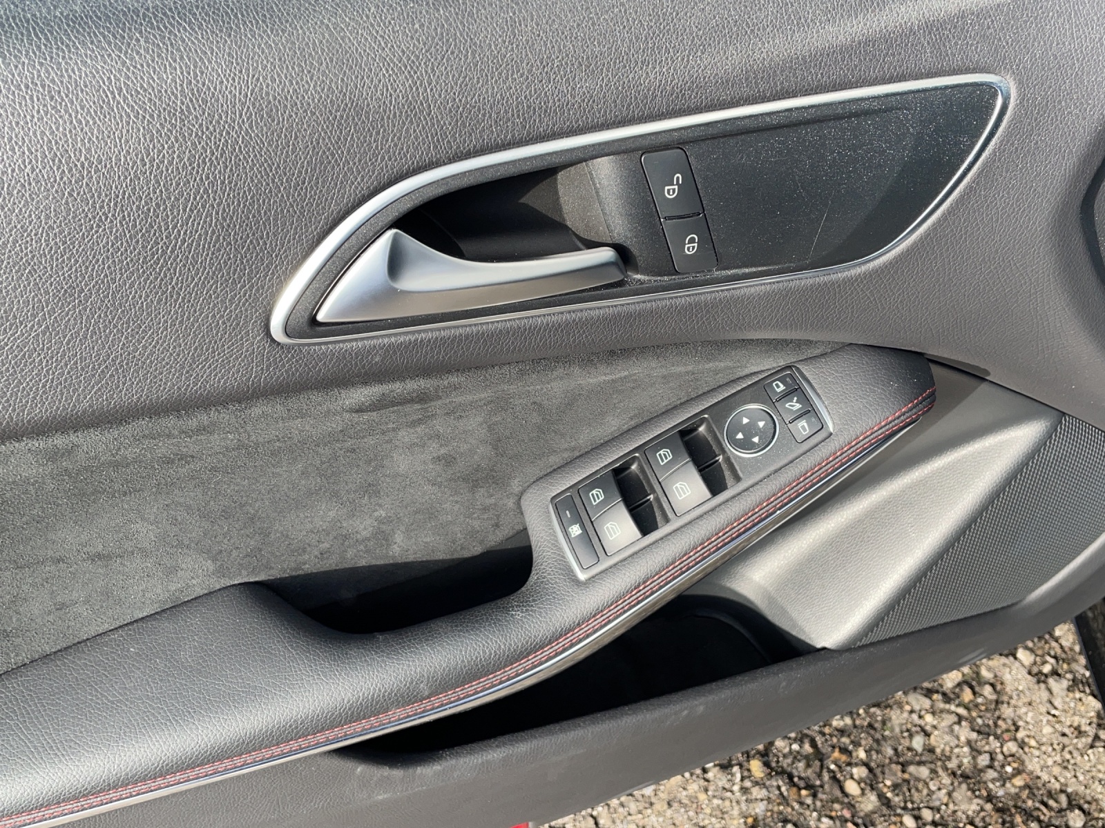 MERCEDES-BENZ A-Klasse W176 A 250 AMG Line 4m-image-10