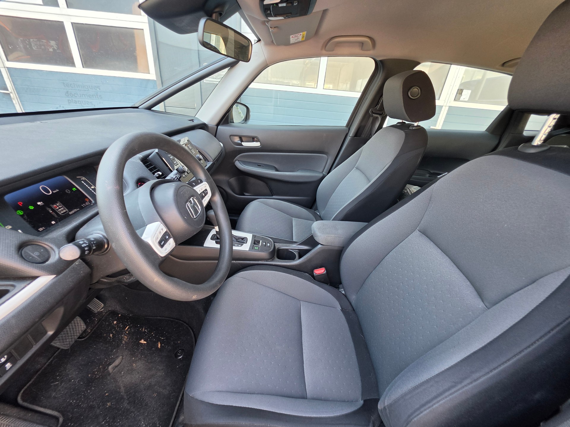 HONDA Jazz 1.5i-MMD Comfort E-CVT-image-12