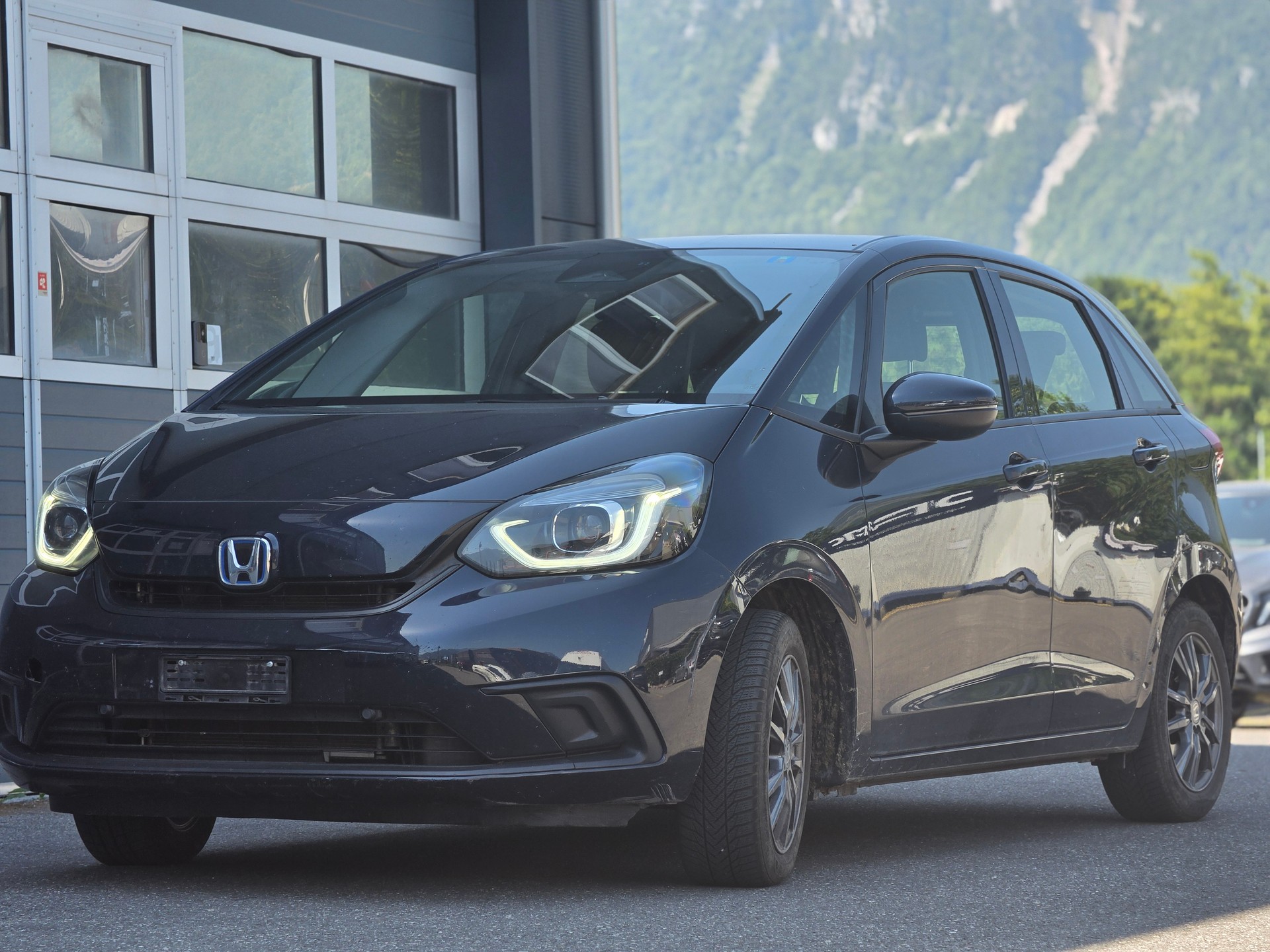 HONDA Jazz 1.5i-MMD Comfort E-CVT-image-2