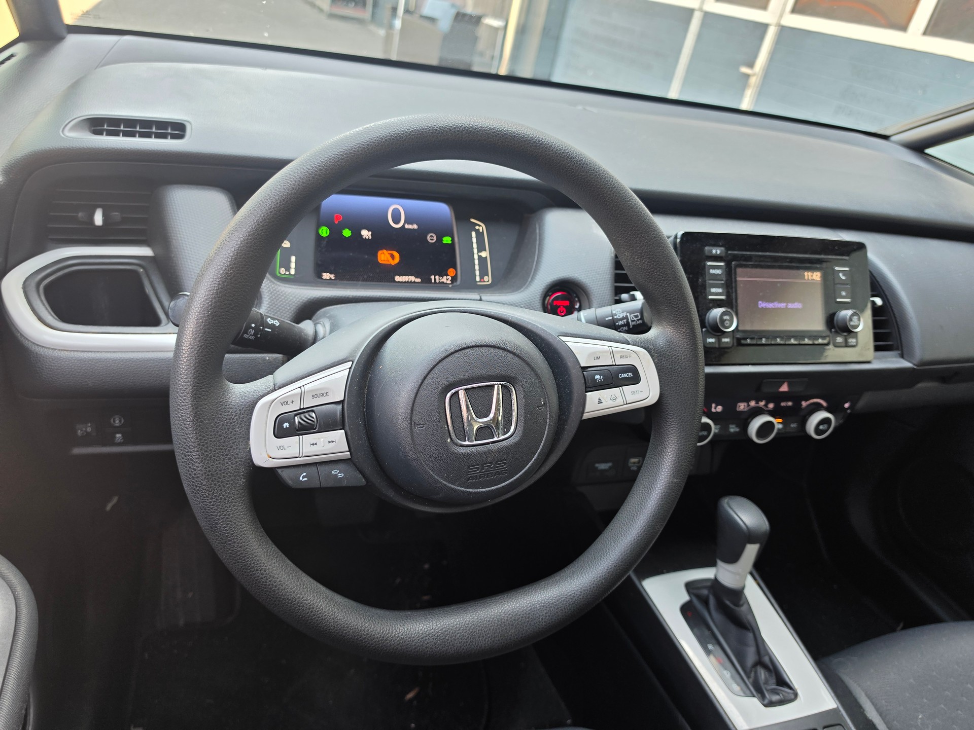 HONDA Jazz 1.5i-MMD Comfort E-CVT-image-13