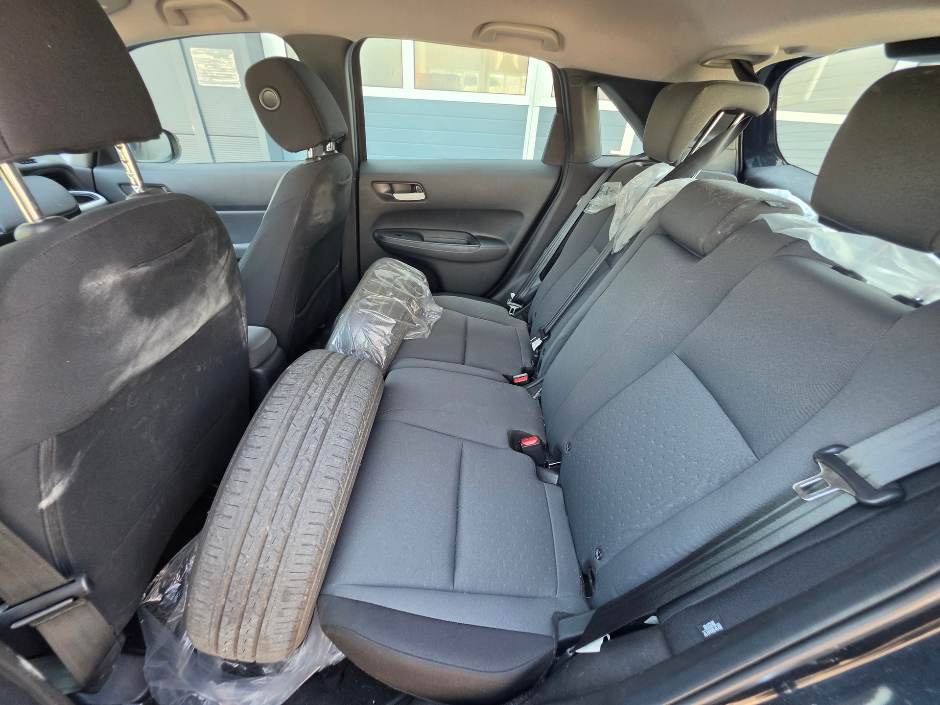 HONDA Jazz 1.5i-MMD Comfort E-CVT-image-11