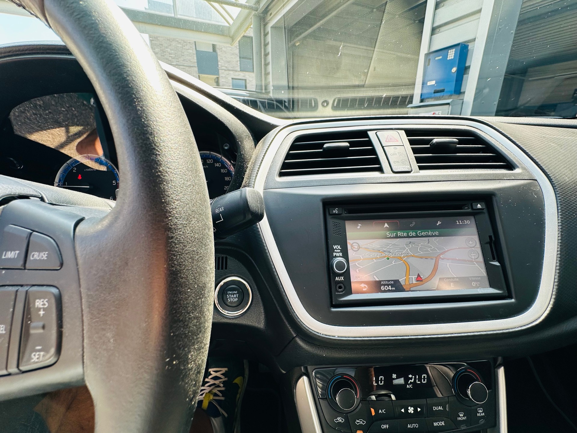 SUZUKI SX4 S-Cross 1.6 TD PizSulai 4WD TCSS-image-11
