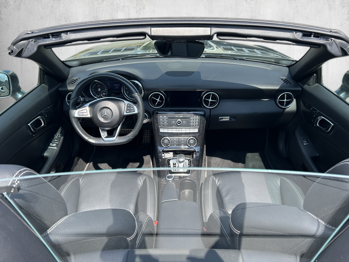 MERCEDES-BENZ SLC 200 9G-Tronic-image-11