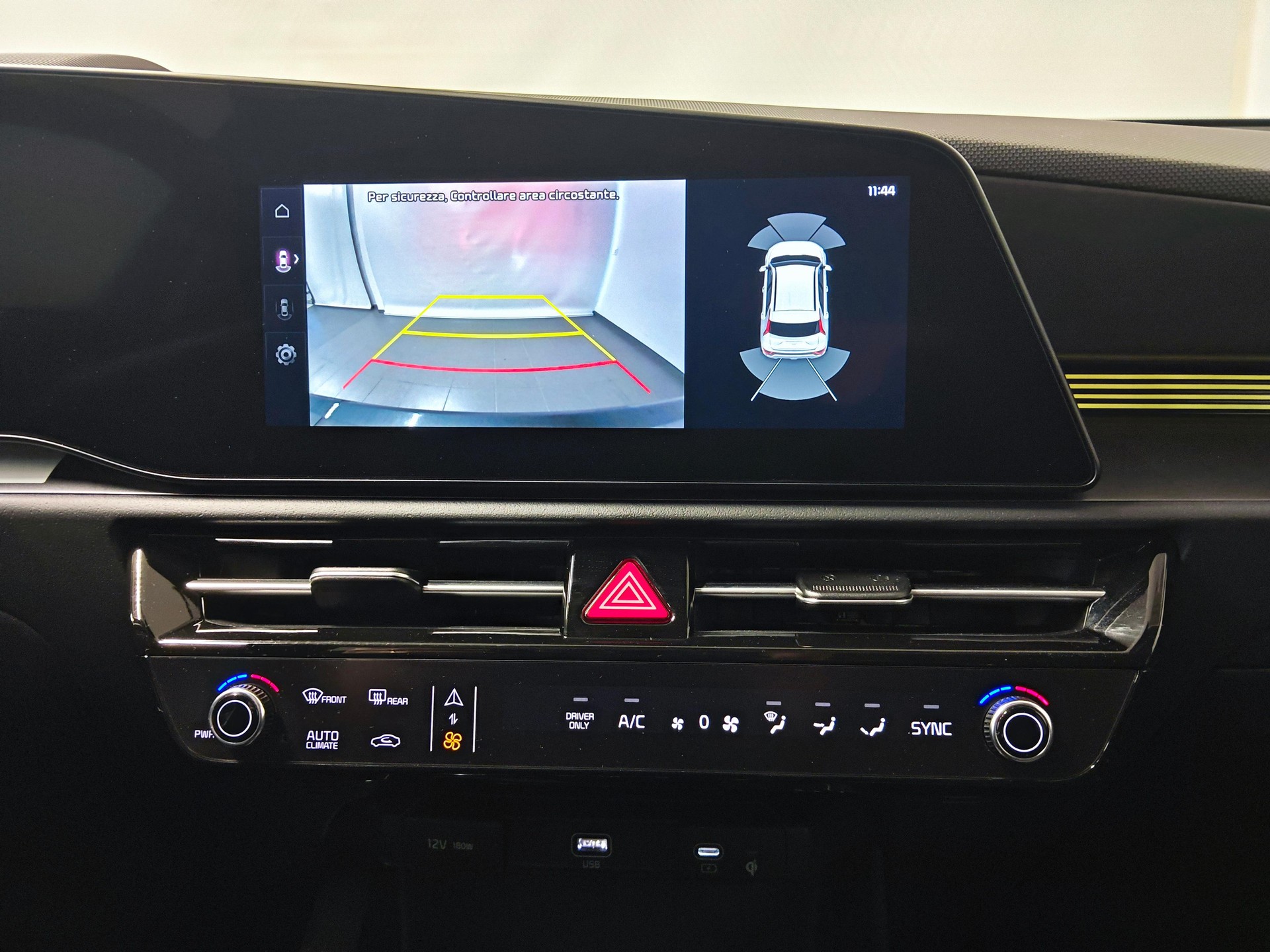 KIA Niro EV Style 64.8 kWh - Ruote invernali incluse-image-12