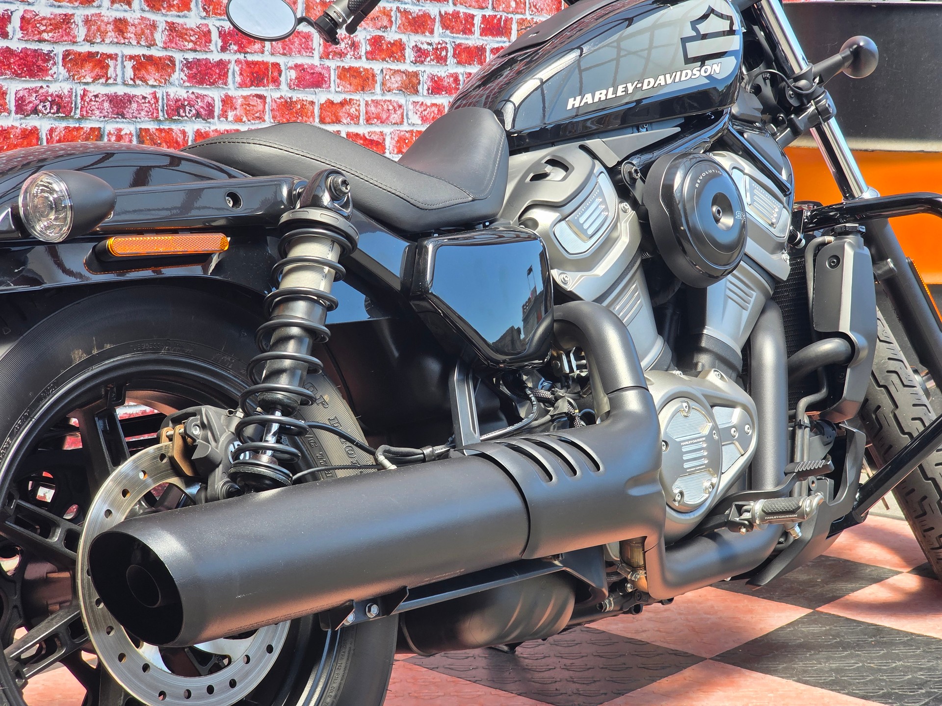 HARLEY-DAVIDSON RH 975 Nightster-image-6