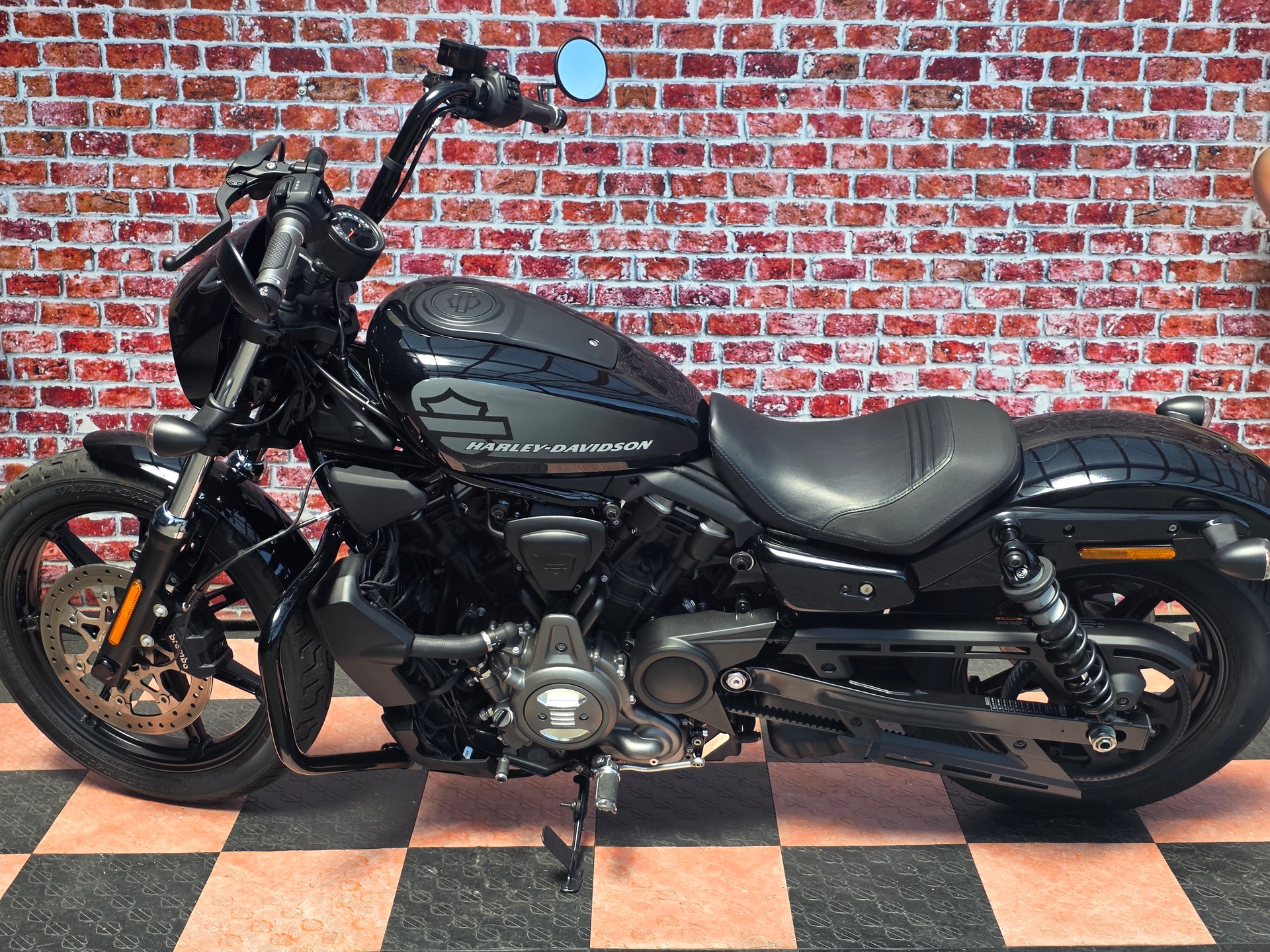 HARLEY-DAVIDSON RH 975 Nightster-showroom-element-3