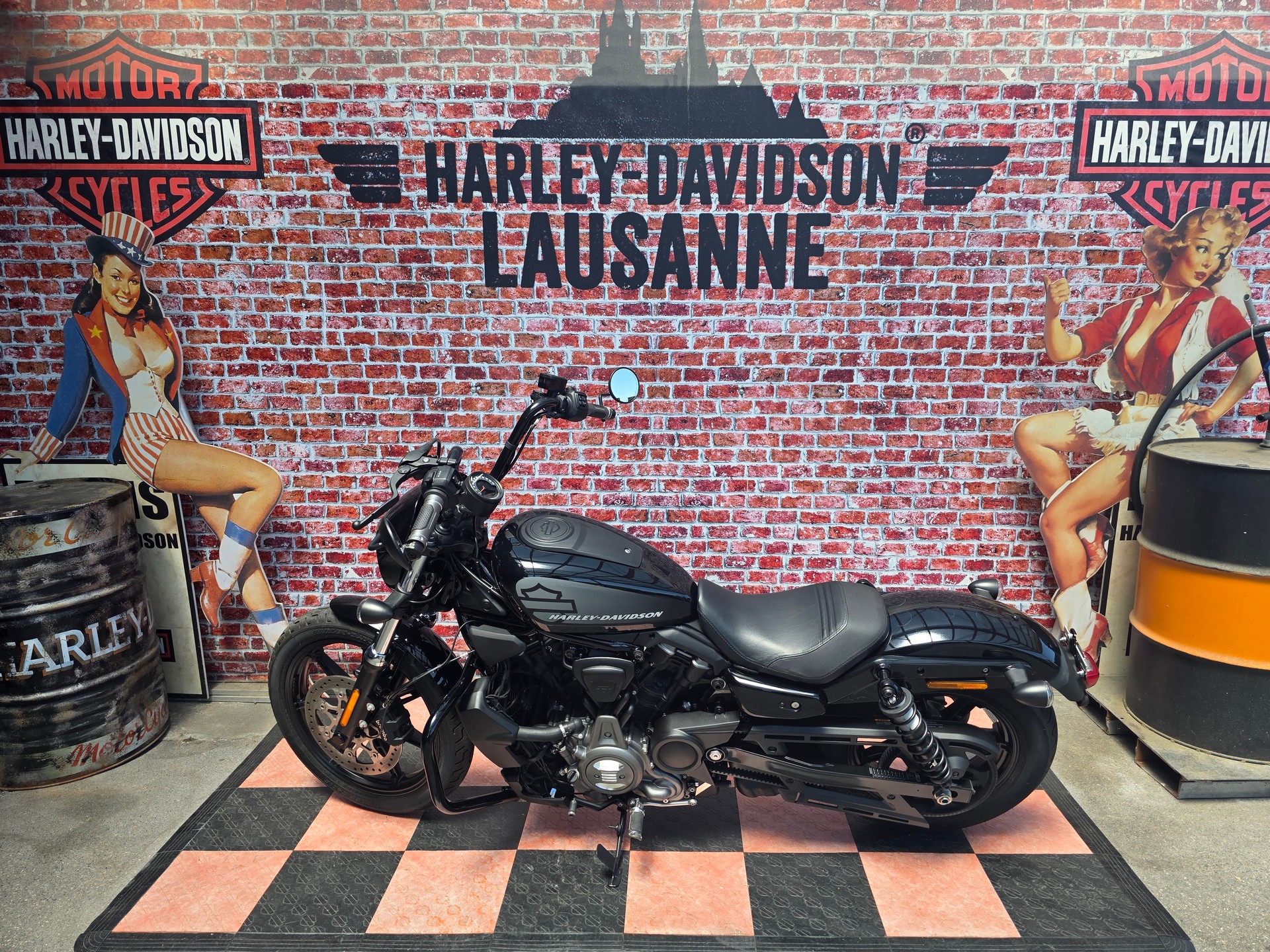 HARLEY-DAVIDSON RH 975 Nightster-showroom-element-1
