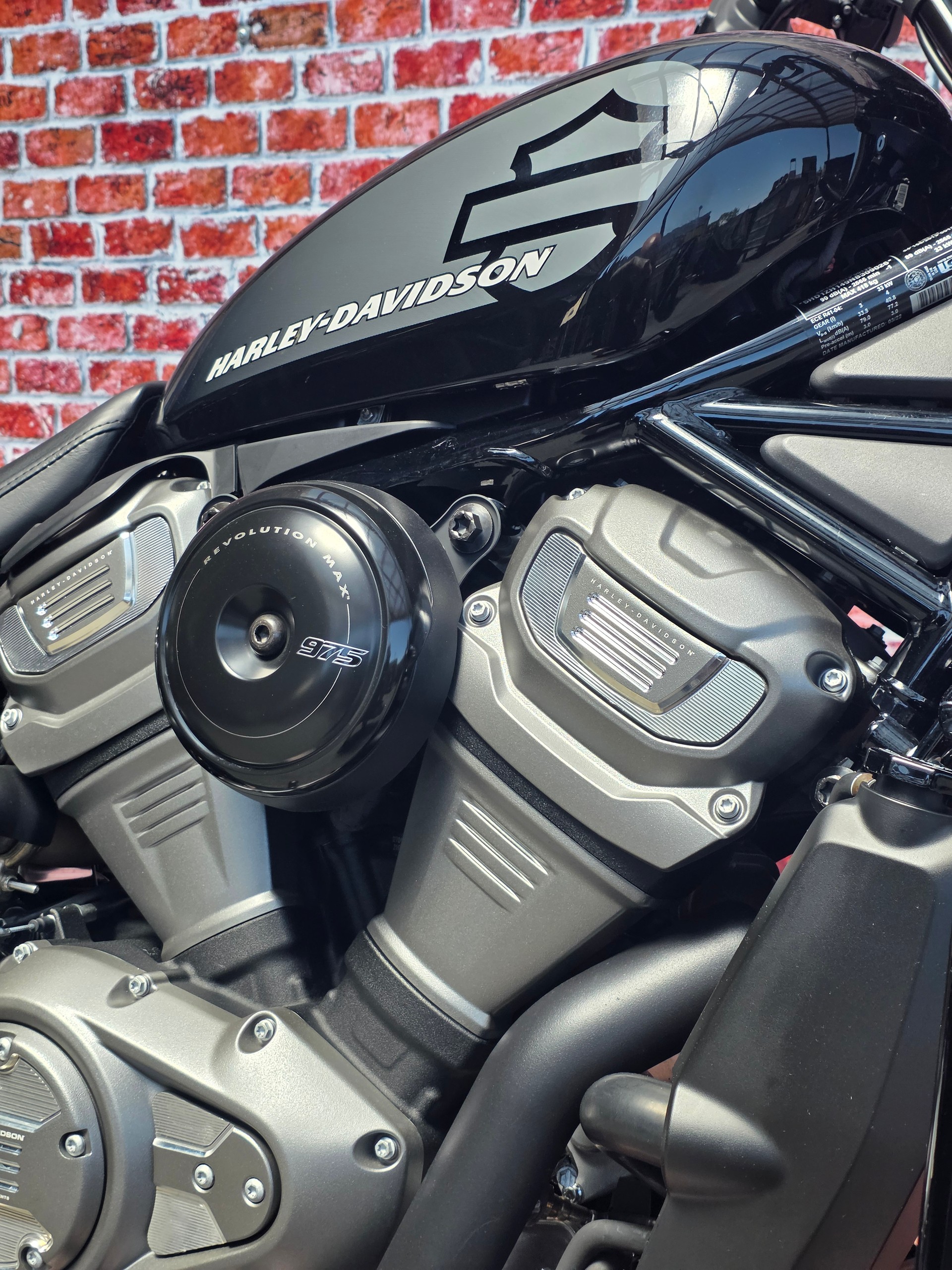 HARLEY-DAVIDSON RH 975 Nightster-image-10