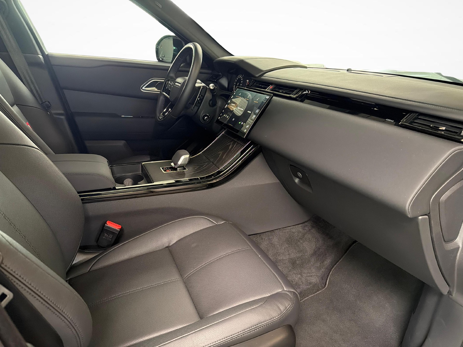 LAND ROVER Range Rover Velar 2.0 P400e Dynamic SE mit Panorama Glasschiebedach-image-9